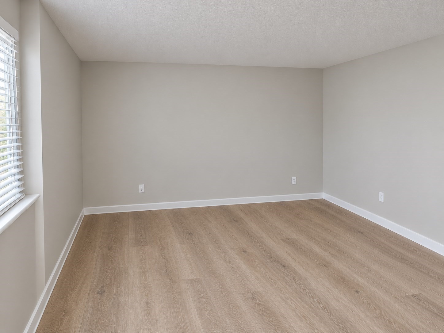 6 Beals Cove Rd # G Property Photo 11