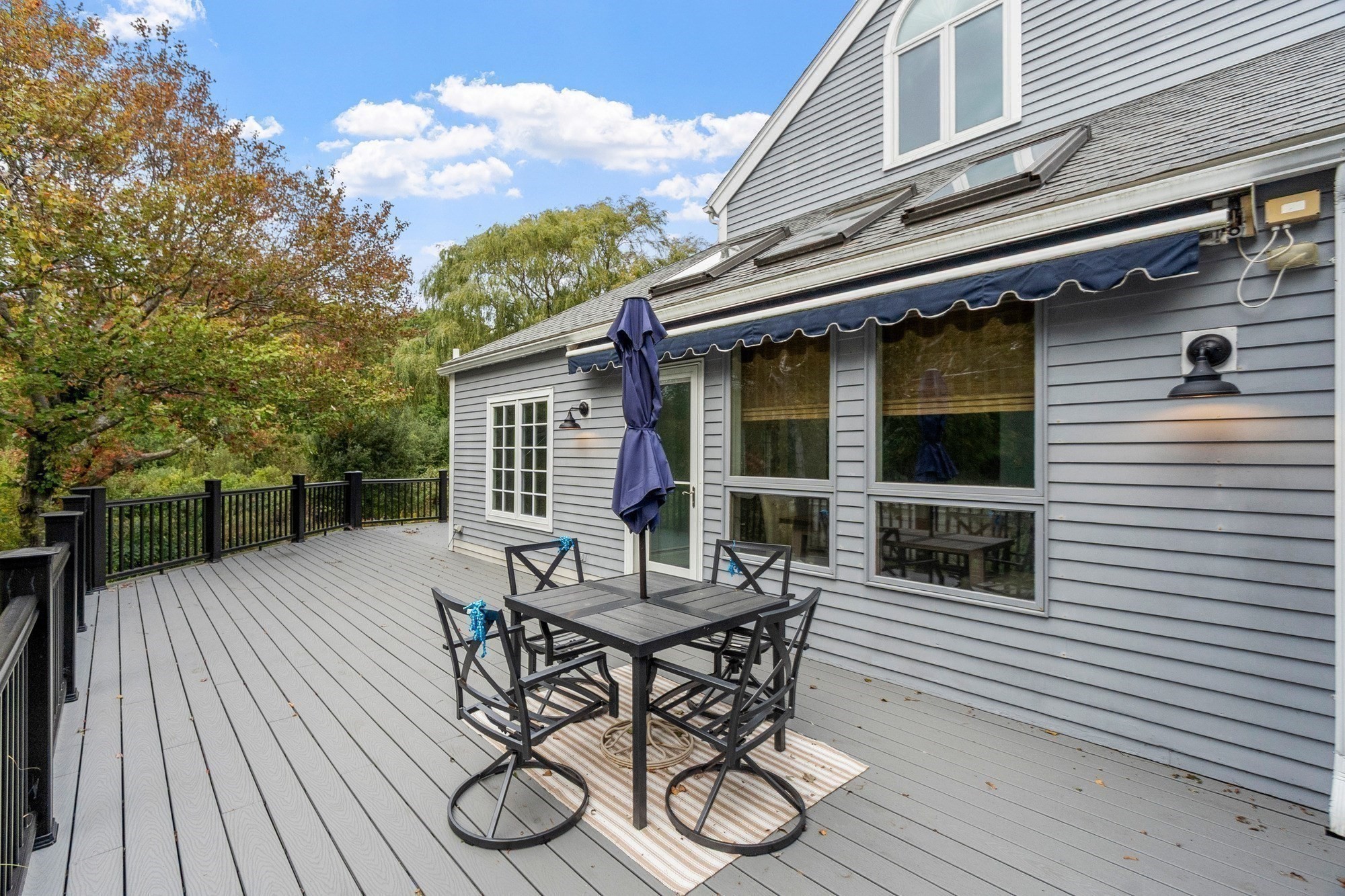 82 Marmion Way Property Photo 40