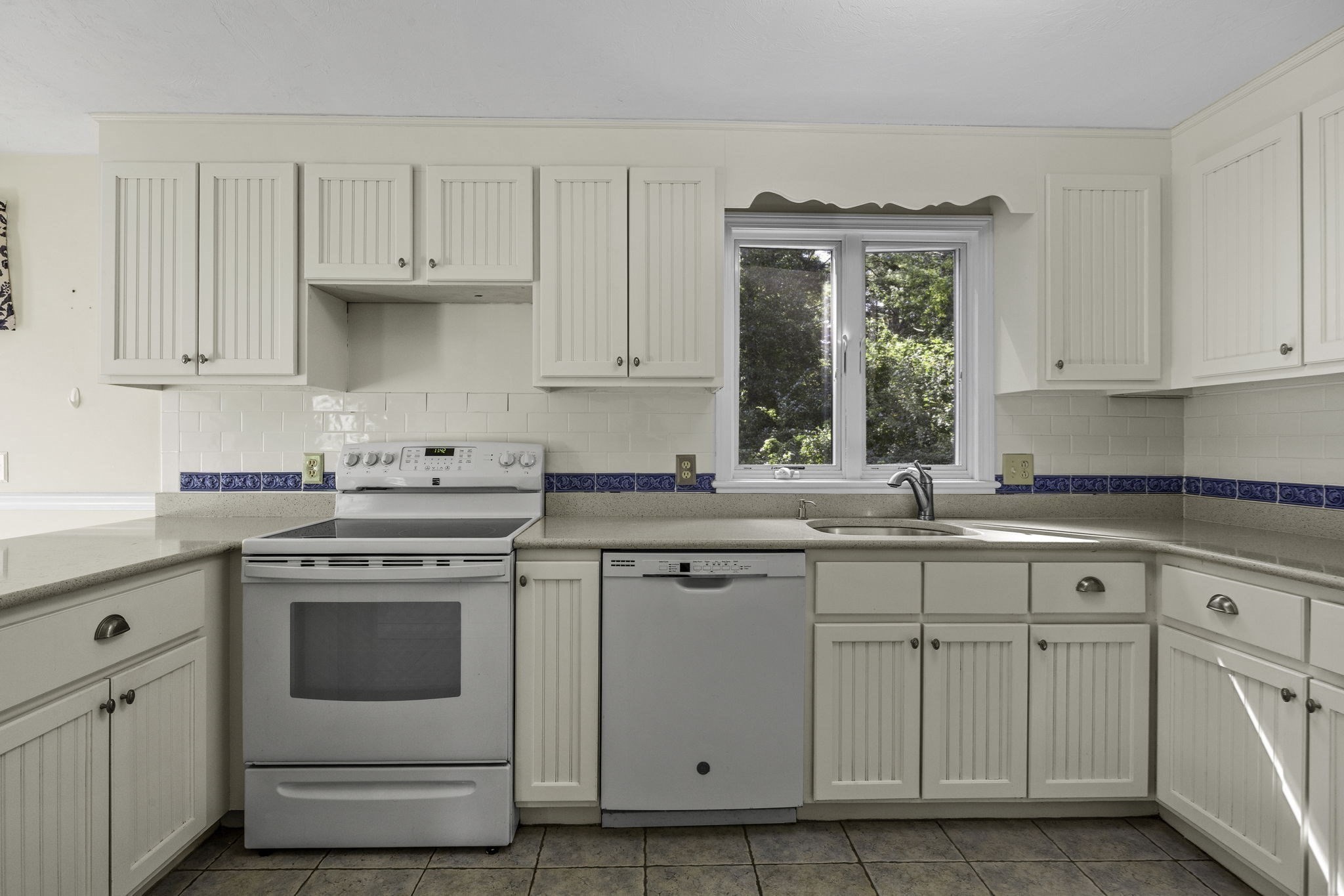 14 Jeannes Property Photo 8