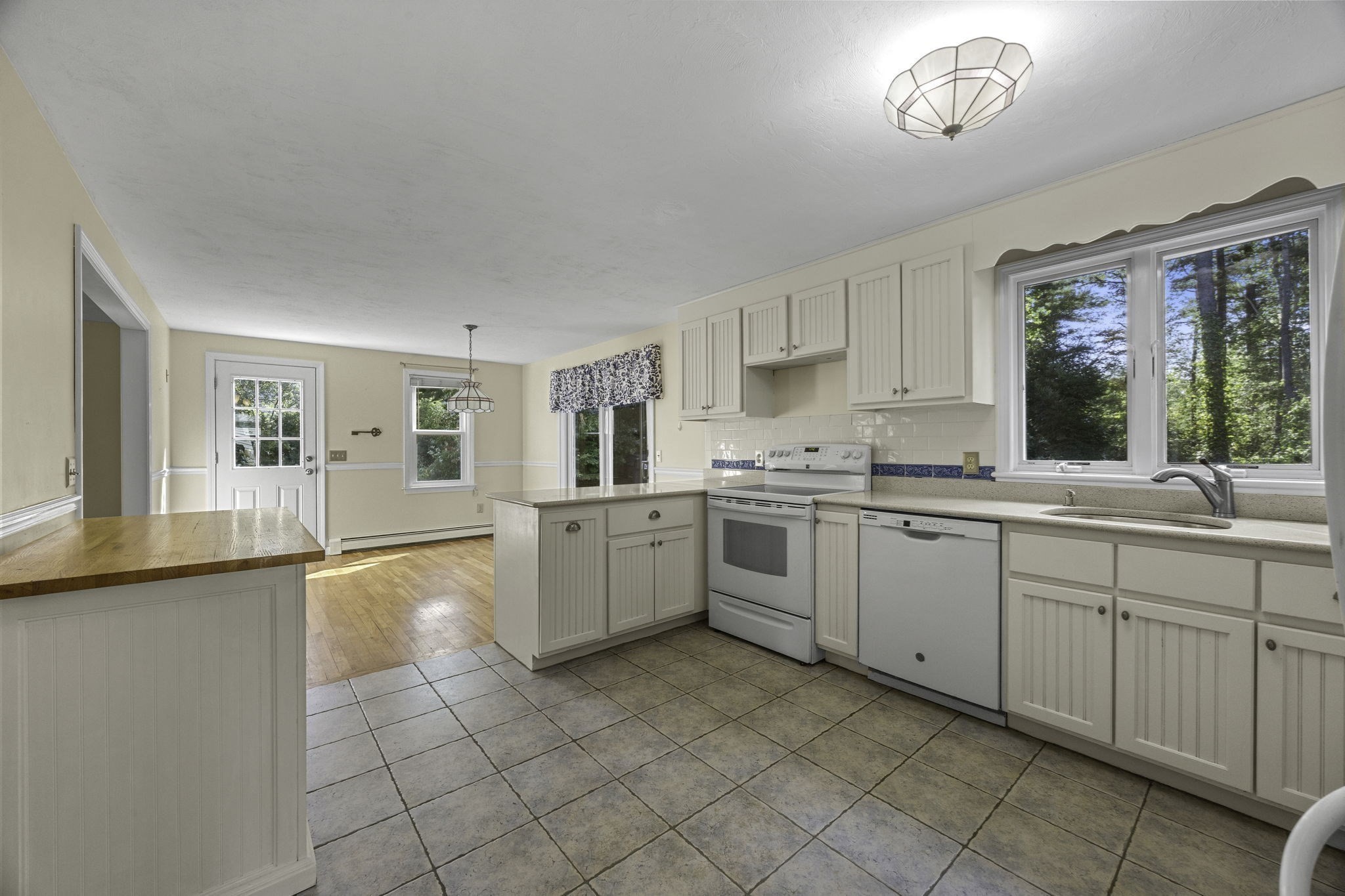 14 Jeannes Property Photo 9