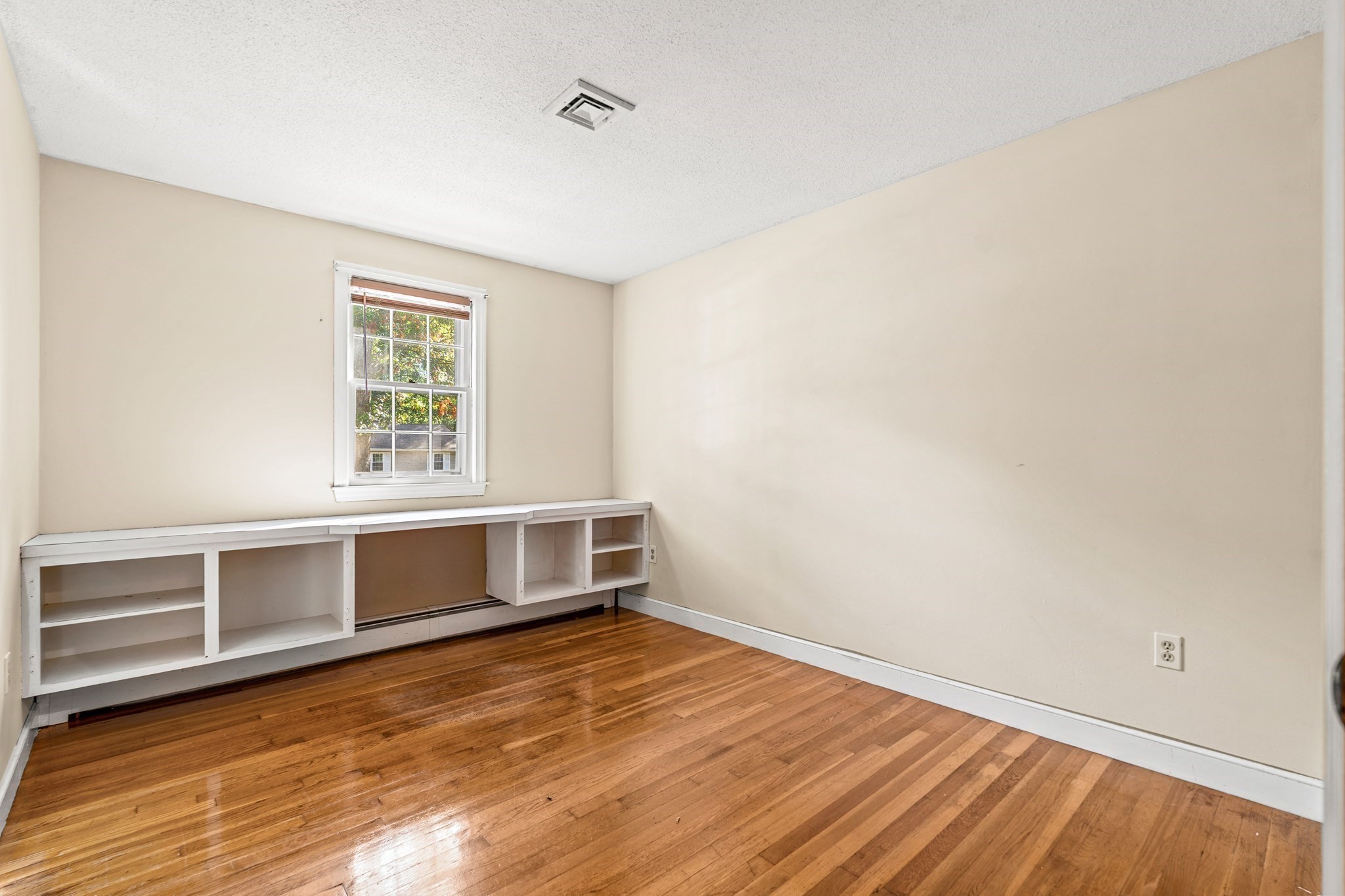 72 Alden Road Property Photo 16