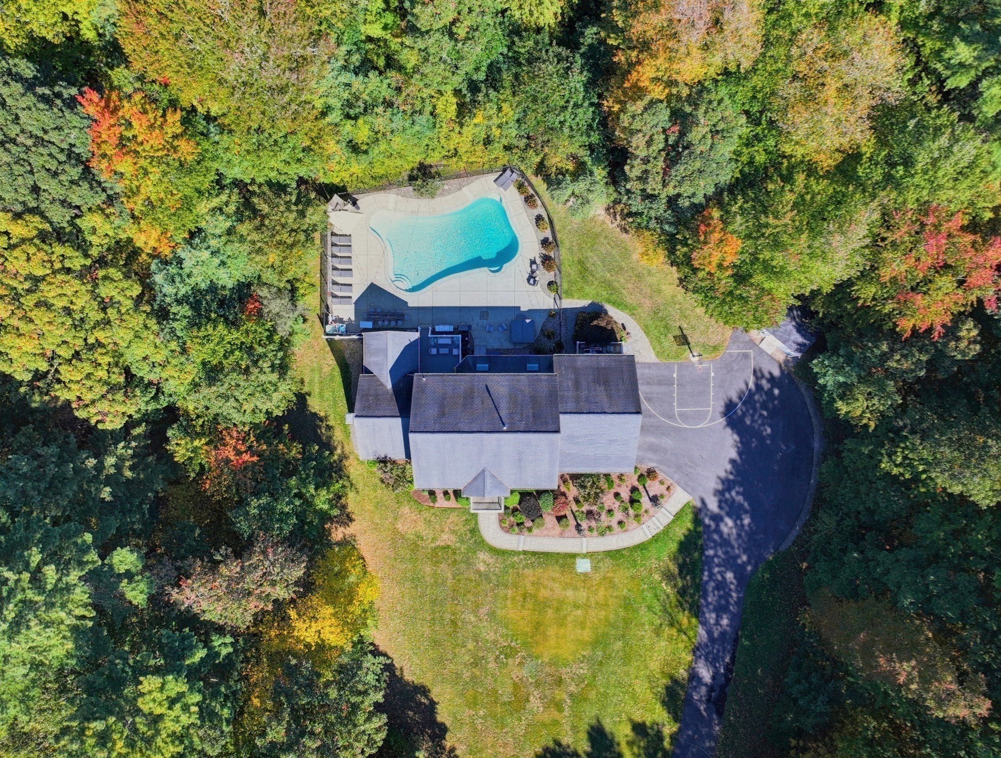 7 Chopin Ct Property Photo 3