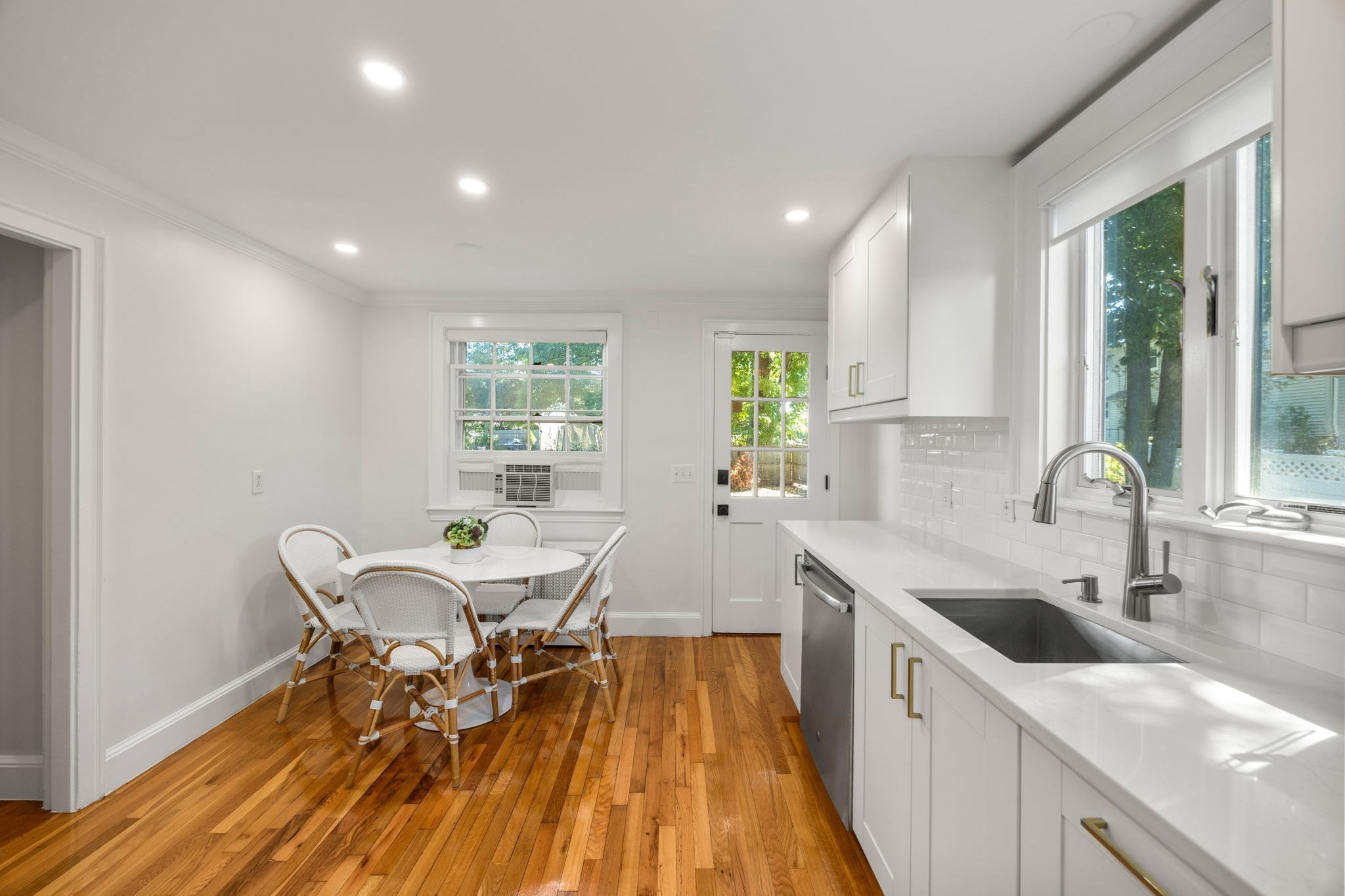 308 Webster Street Property Photo 5