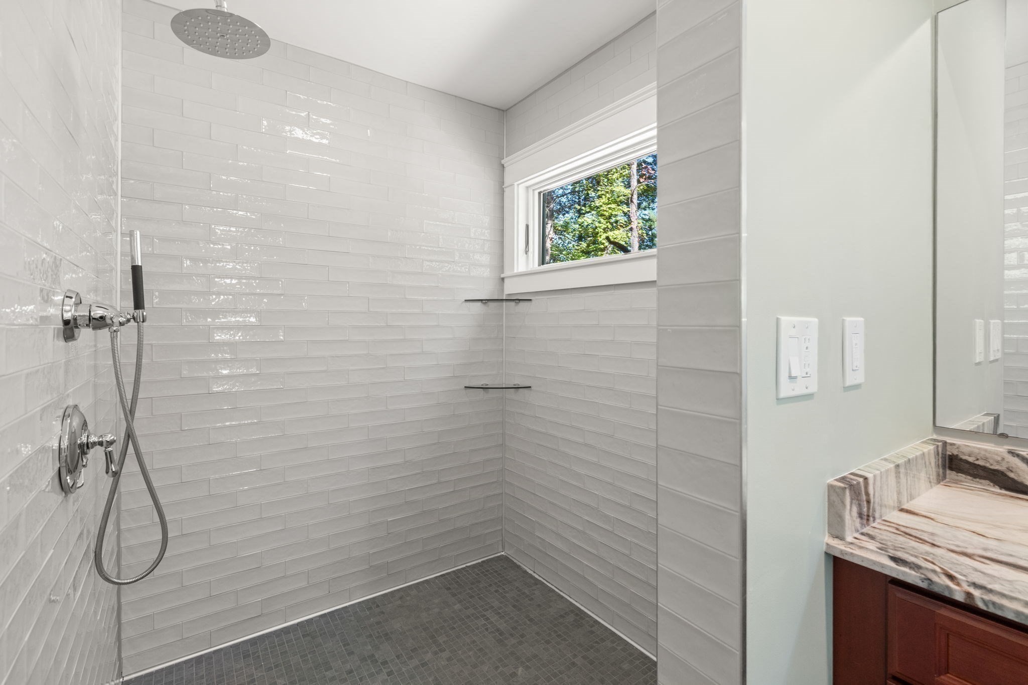 10 Lantern Rd Property Photo 20