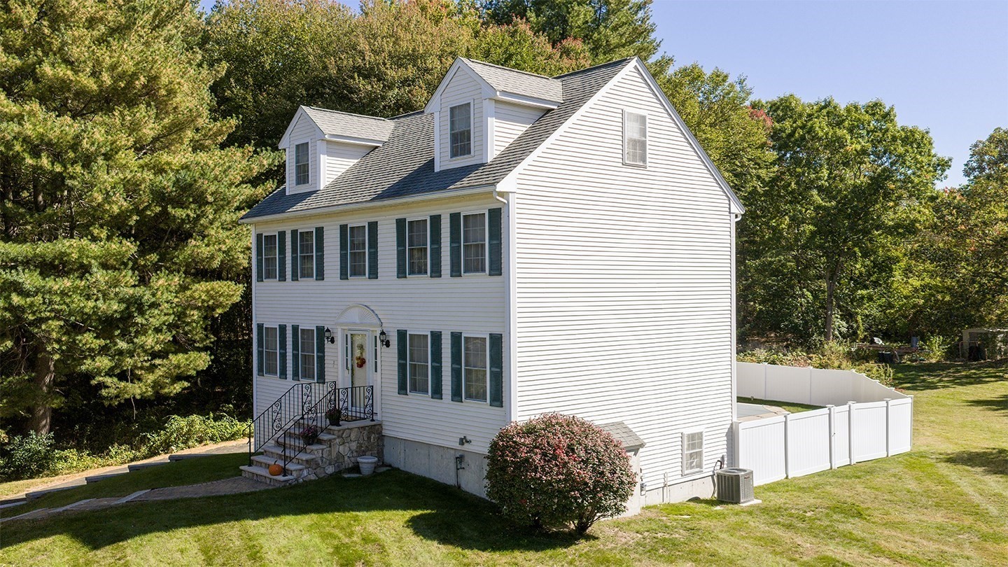 3 Etta Rd Property Photo 4