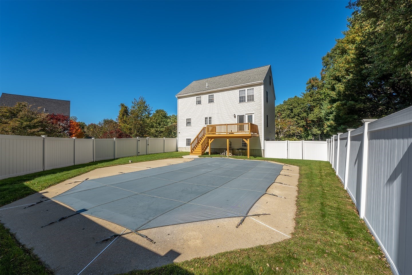 3 Etta Rd Property Photo 8