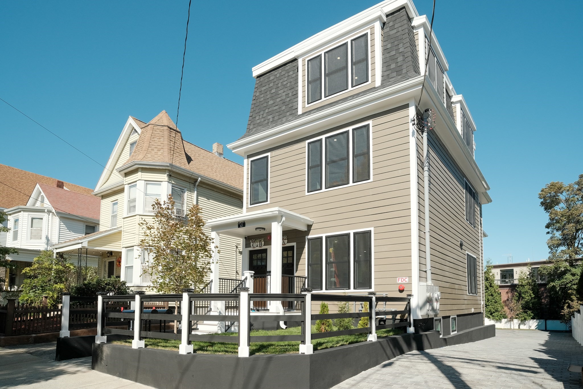43 Boston St # C Property Photo 2