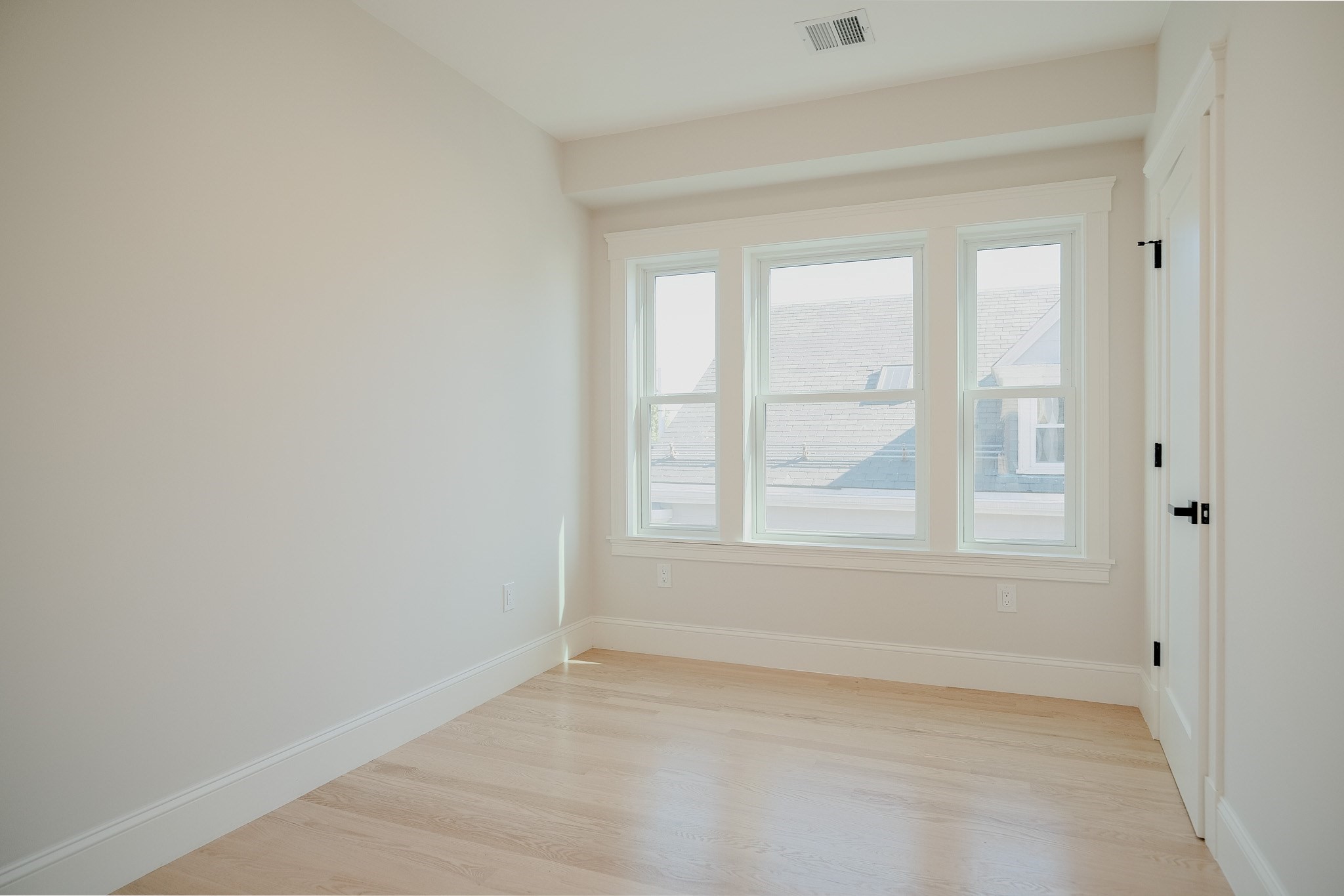 43 Boston St # C Property Photo 14