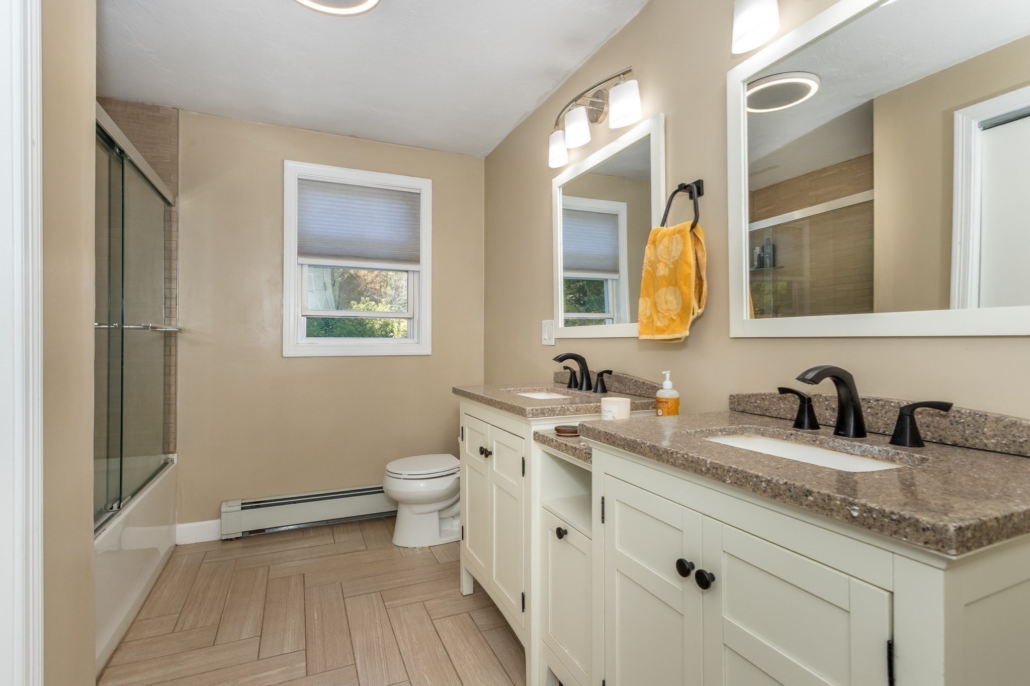 2035 Washington St Property Photo 21