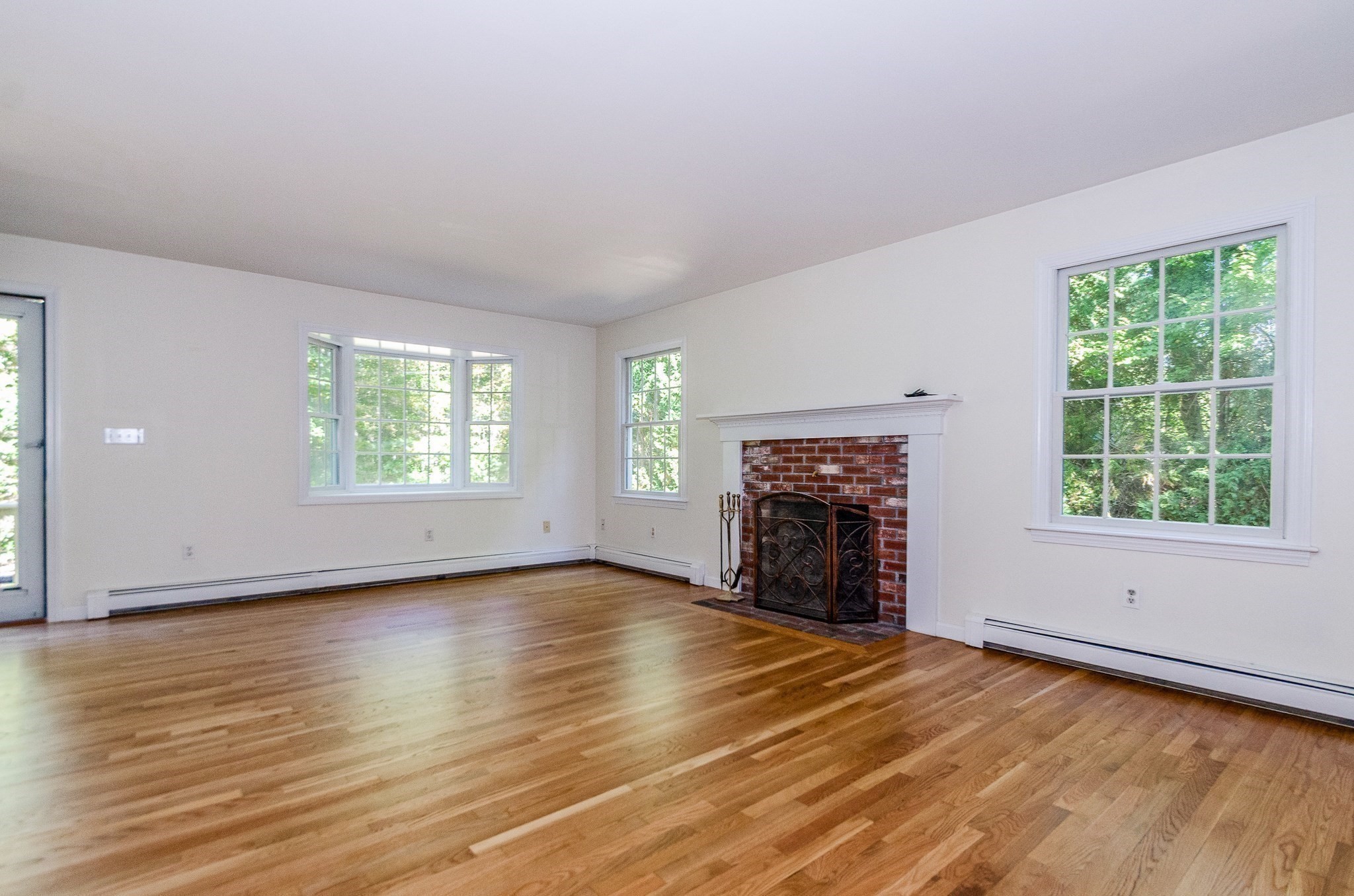 24 Foster St Property Photo 7