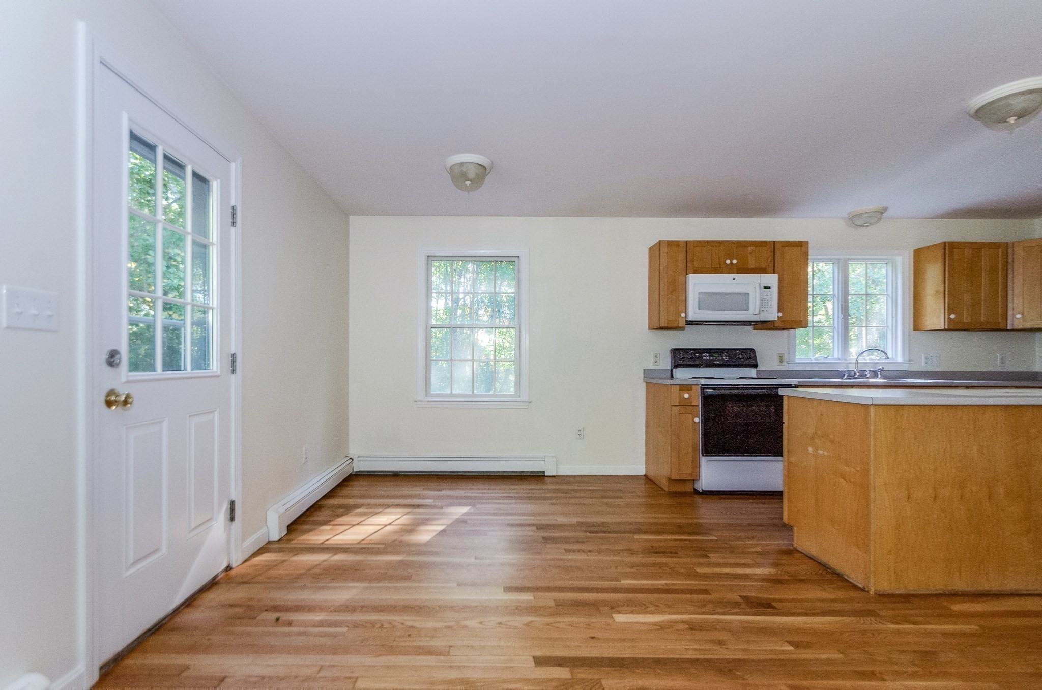 24 Foster St Property Photo 8