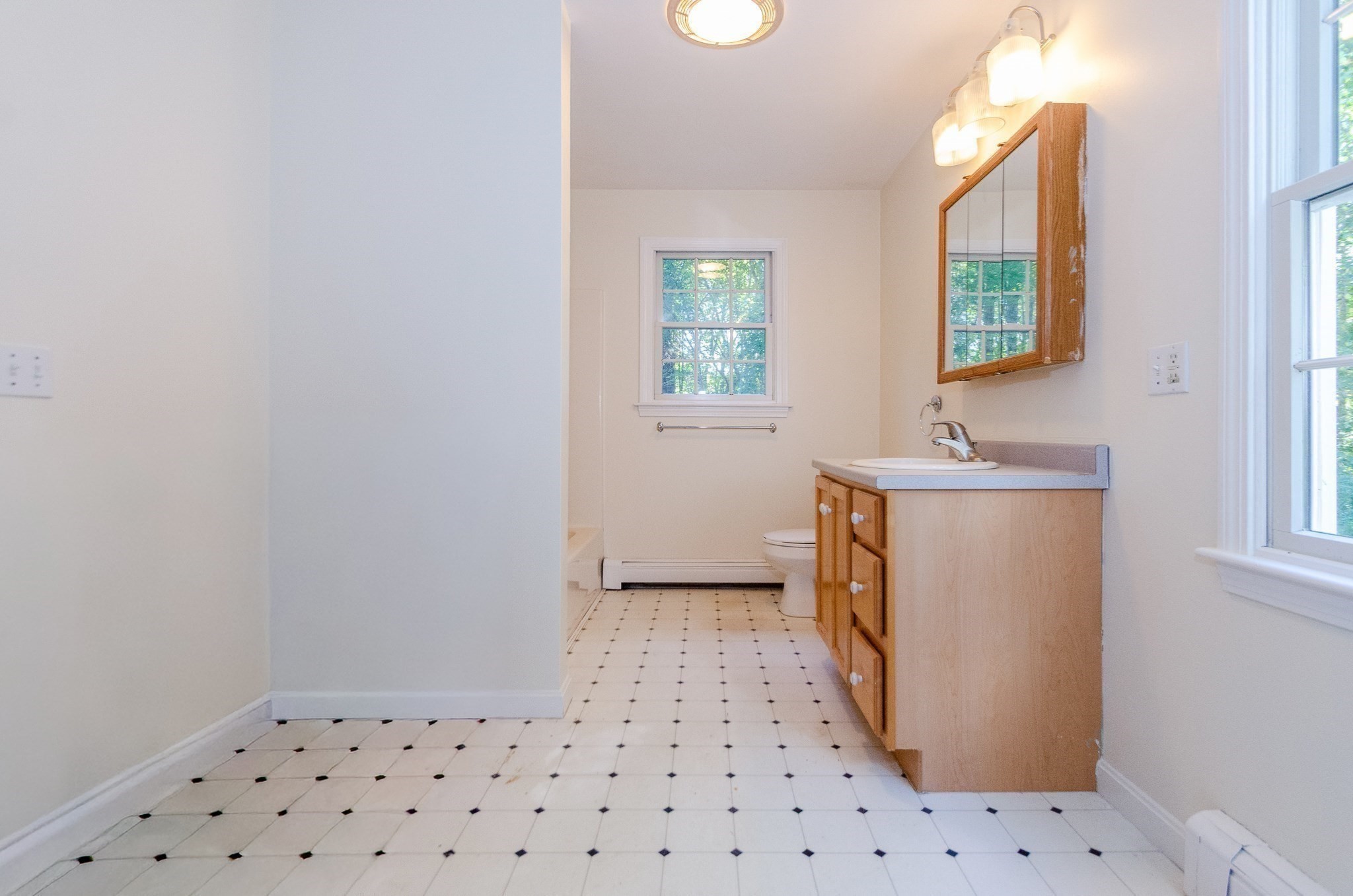 24 Foster St Property Photo 13