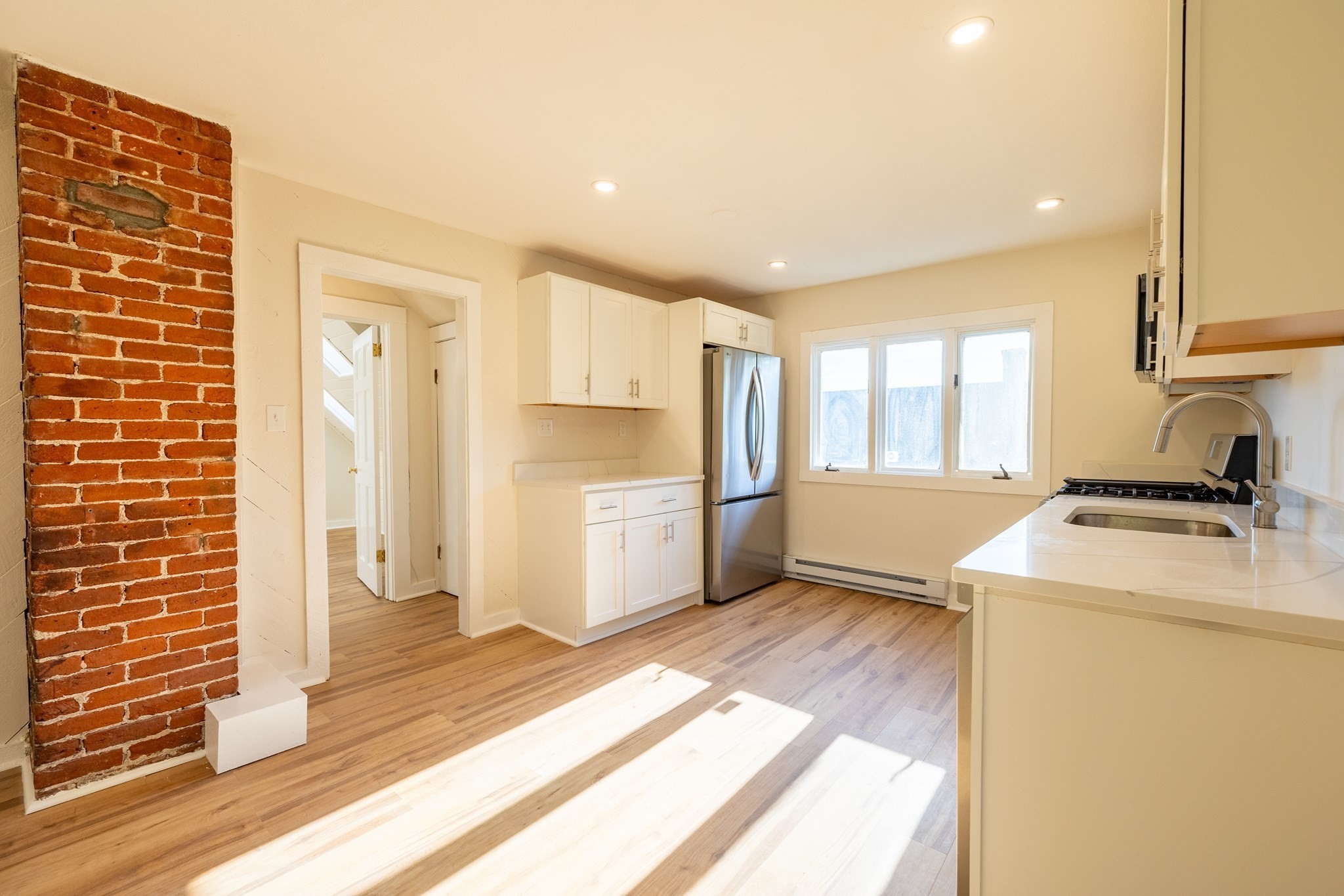 365 Whiting Avenue # 3 Property Photo 3