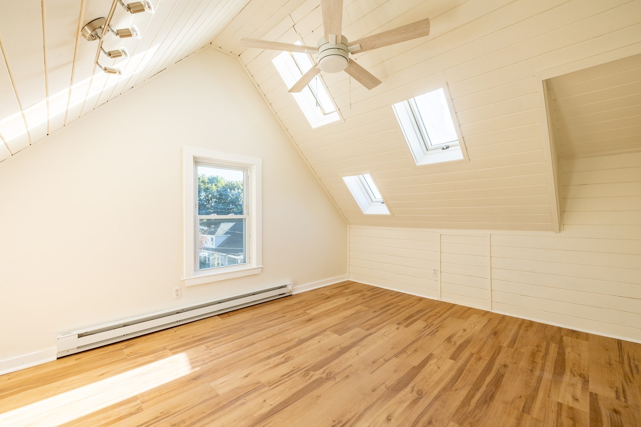 365 Whiting Avenue # 3 Property Photo 7