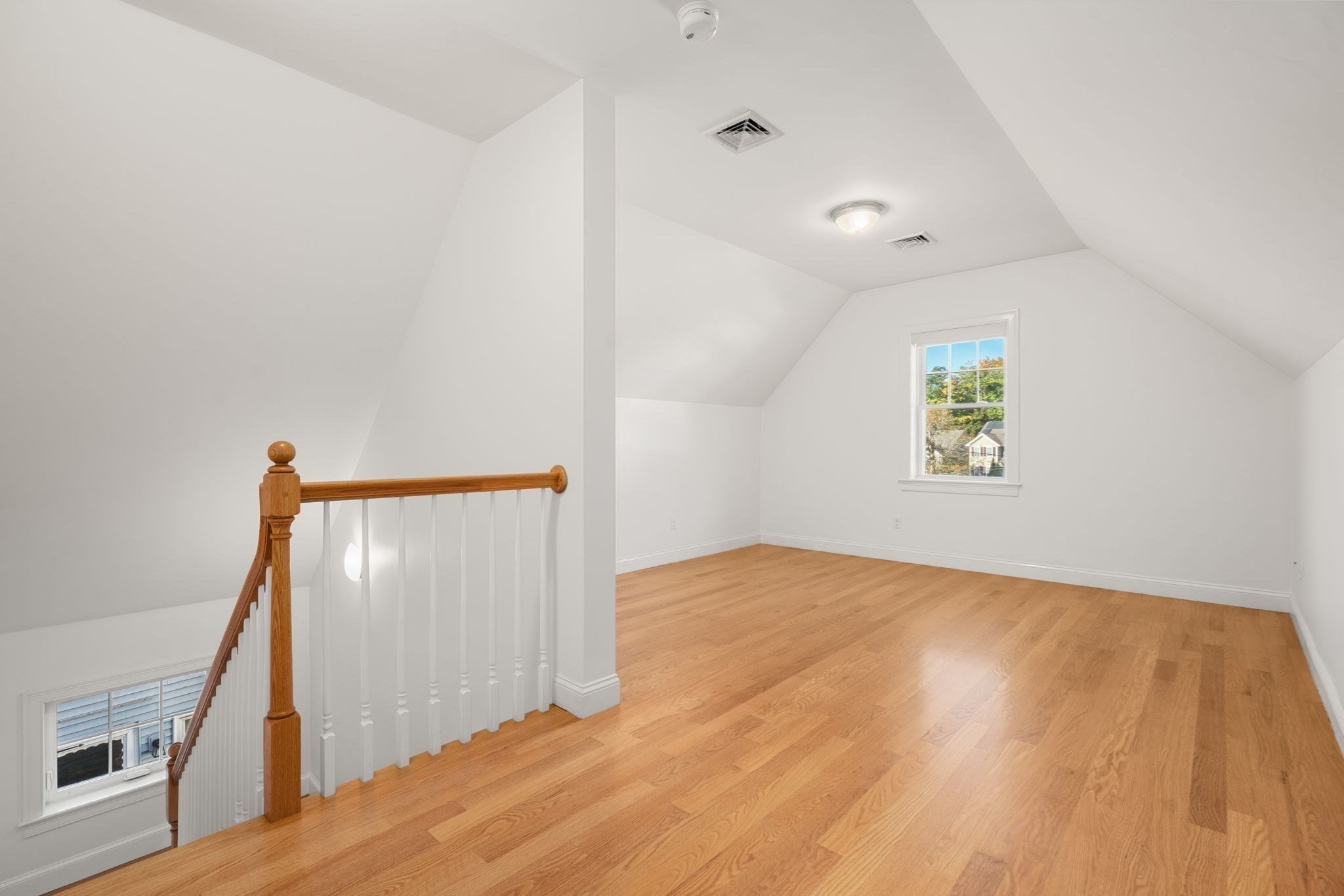 144 Princeton Ave Property Photo 29