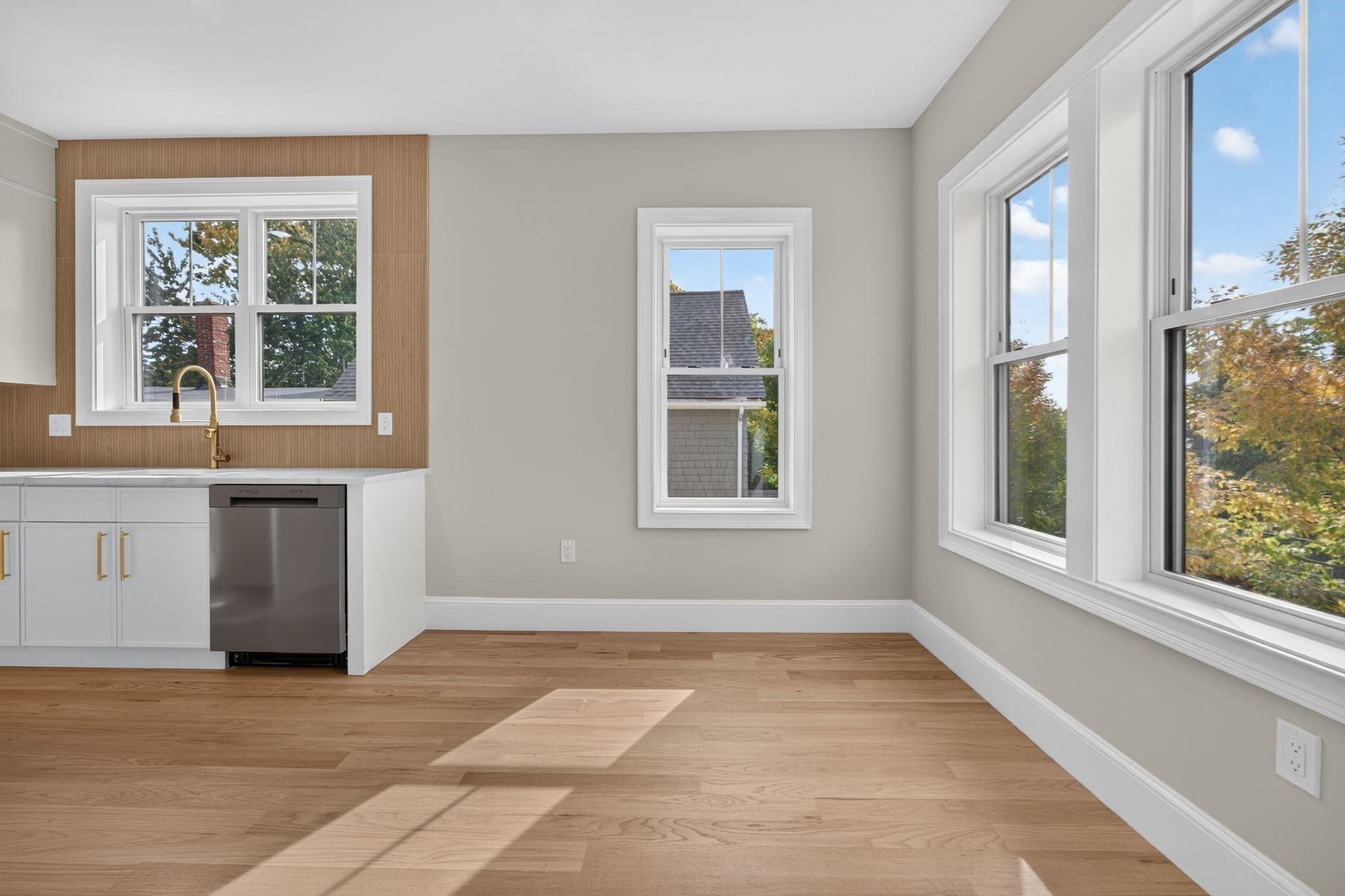 737 Somerville Ave # B Property Photo 6