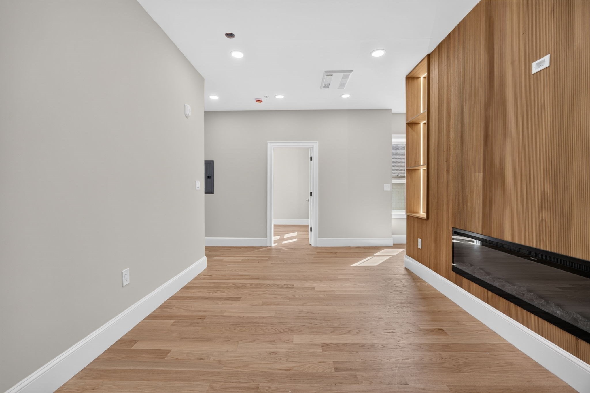 737 Somerville Ave # B Property Photo 8