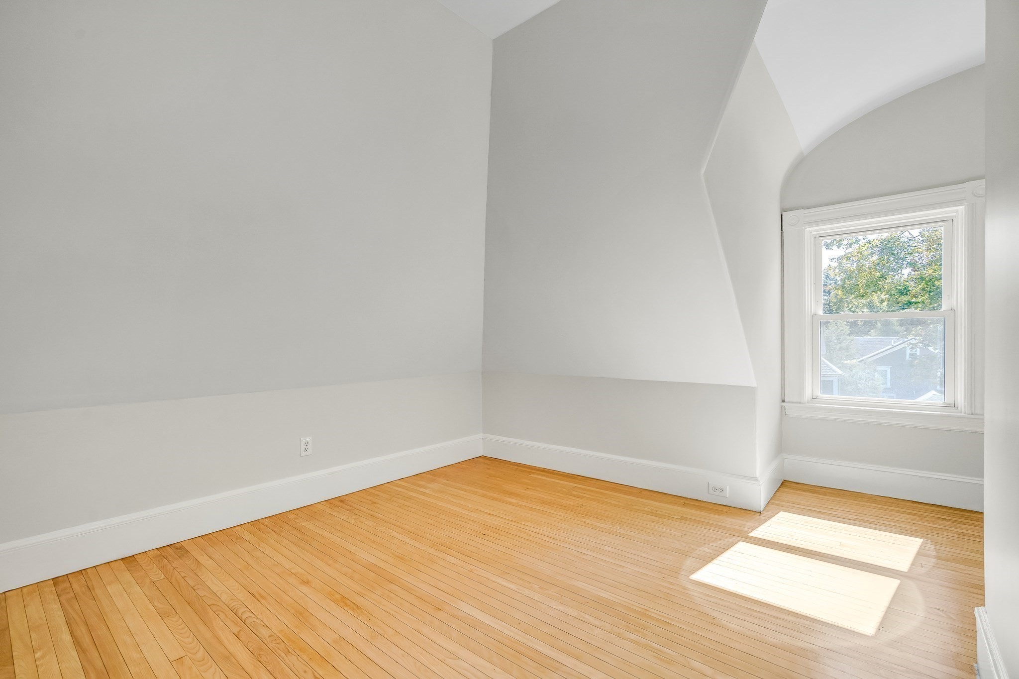 9-11 Claflin Place # 3 Property Photo 11
