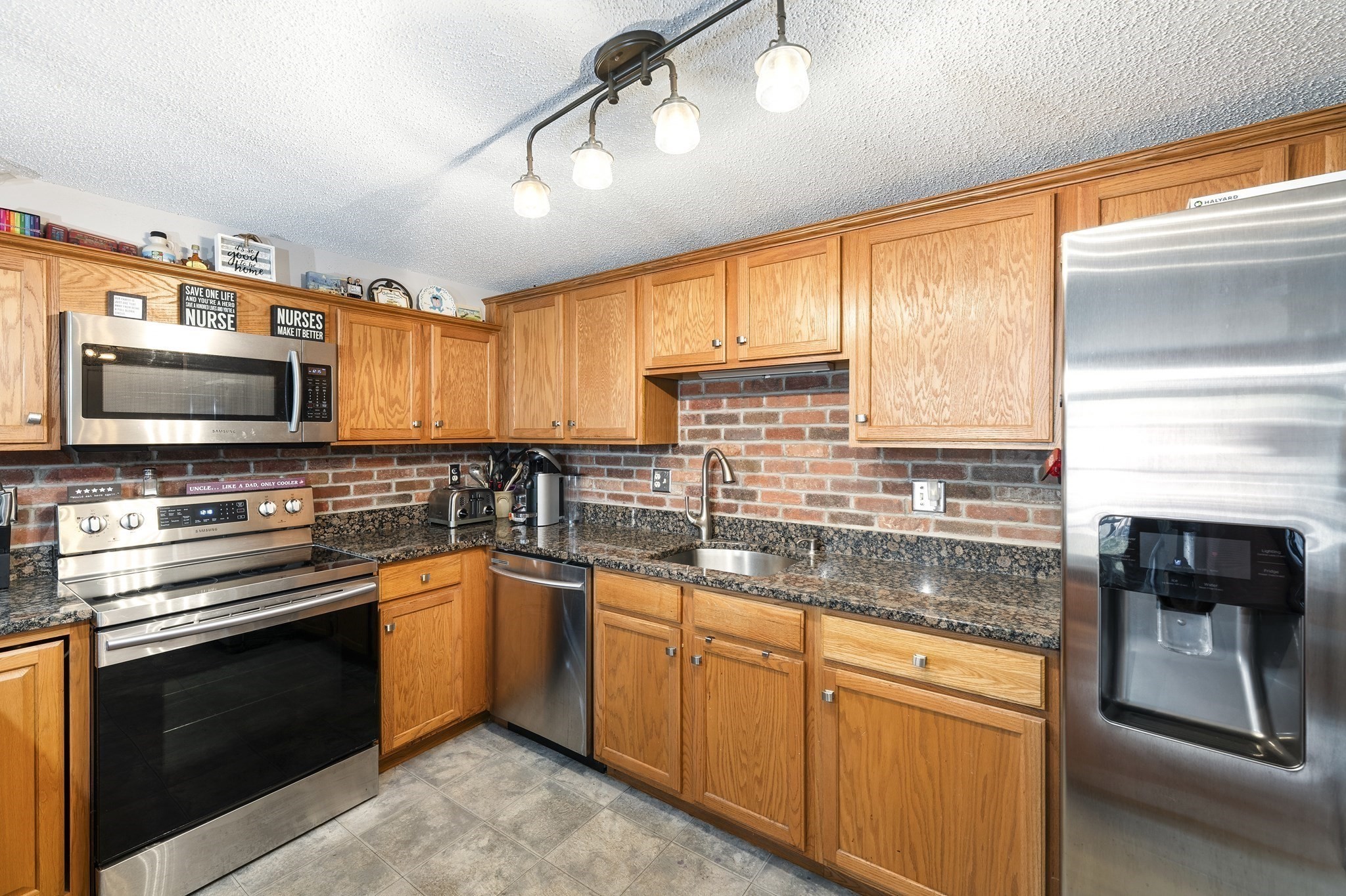 79 Waite St Ext # 41 Property Photo 2