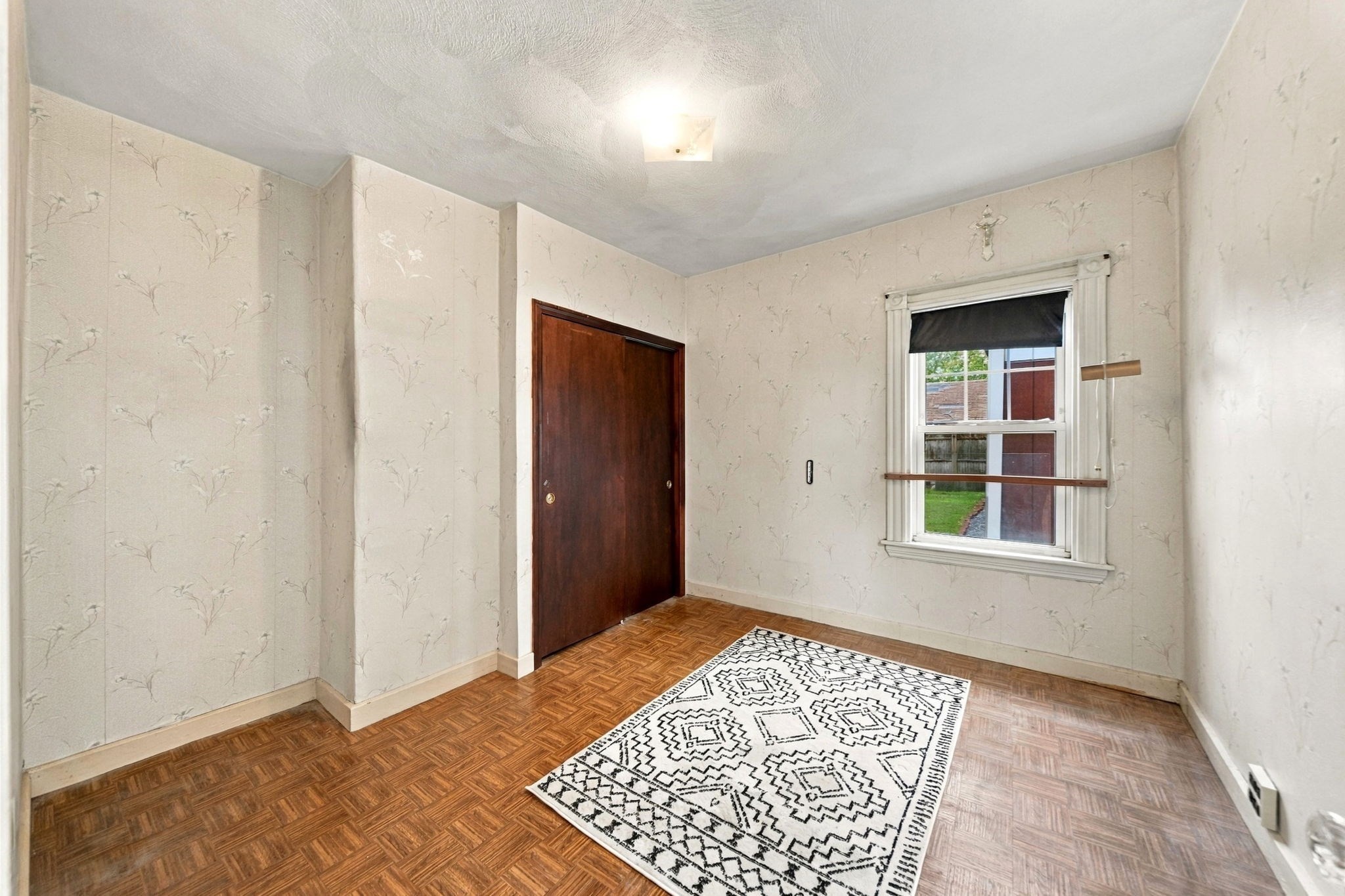 24-26 Walnut St Property Photo 14
