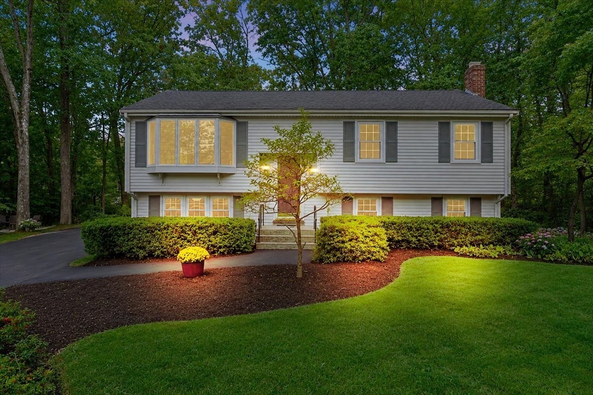 12 Bates Street Property Photo 2