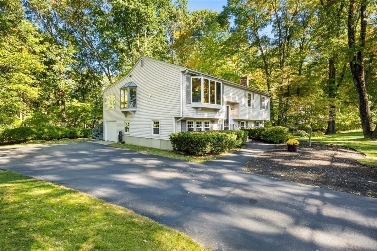 12 Bates Street Property Photo 6