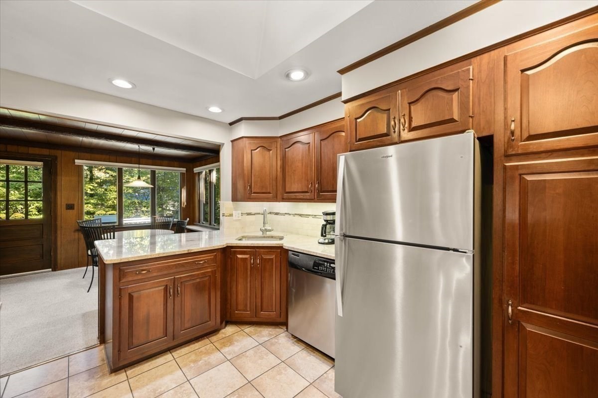 12 Bates Street Property Photo 18
