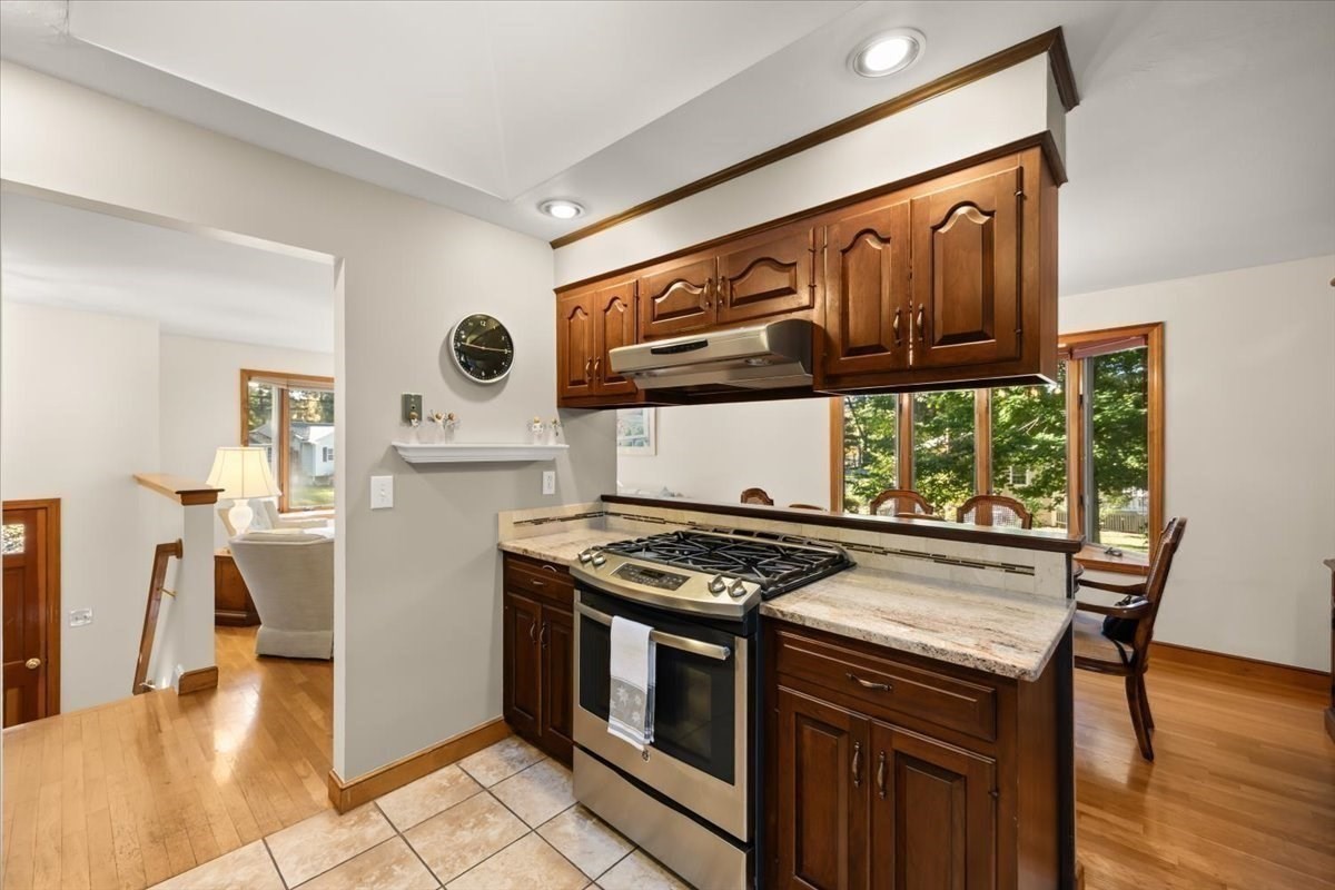 12 Bates Street Property Photo 19
