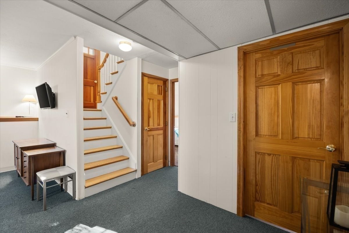 12 Bates Street Property Photo 32