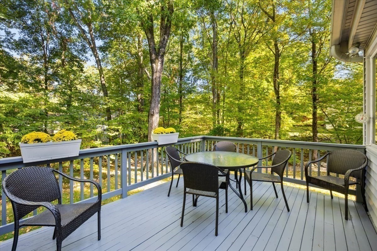 12 Bates Street Property Photo 39
