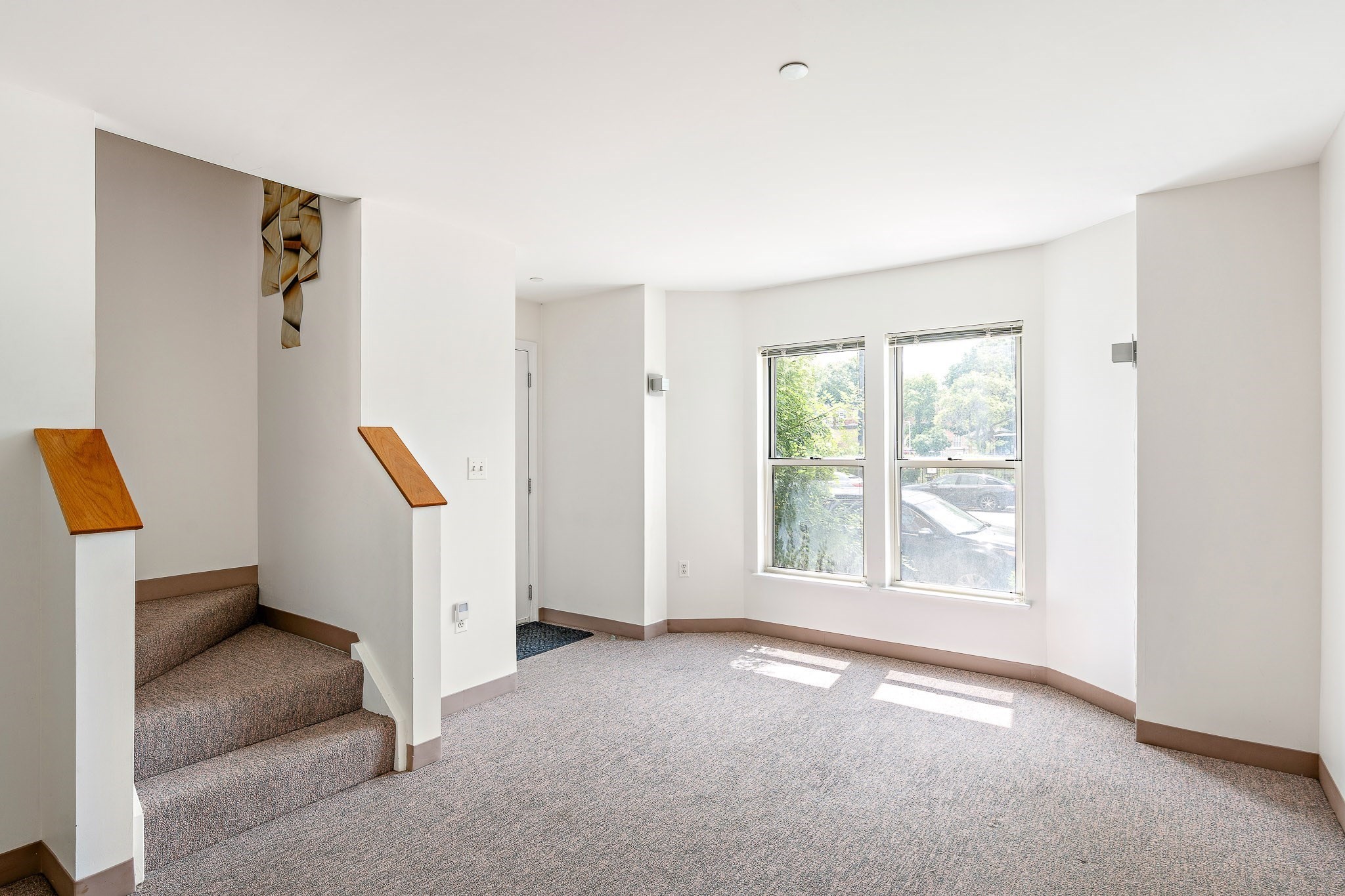 955-1 Tremont St. # 1 Property Photo 4