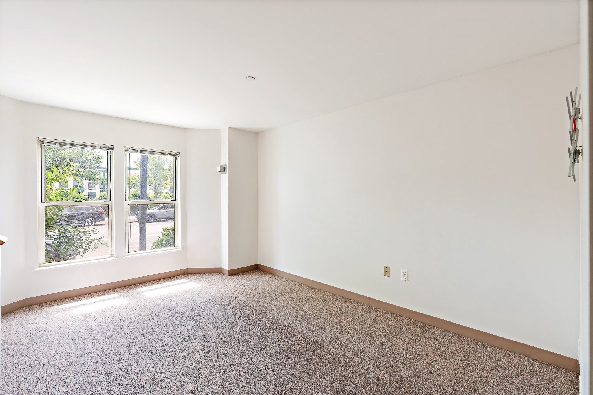 955-1 Tremont St. # 1 Property Photo 5