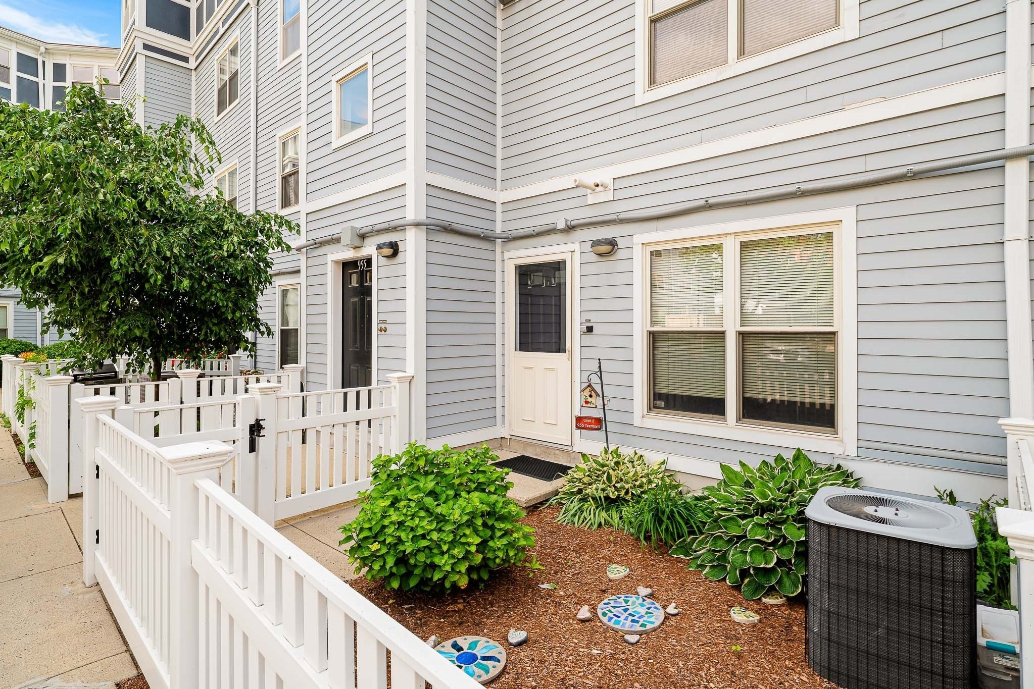 955-1 Tremont St. # 1 Property Photo 25