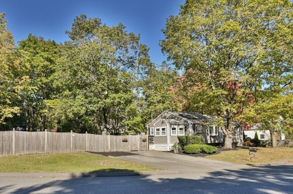 5 Barbara Ave Property Photo 32