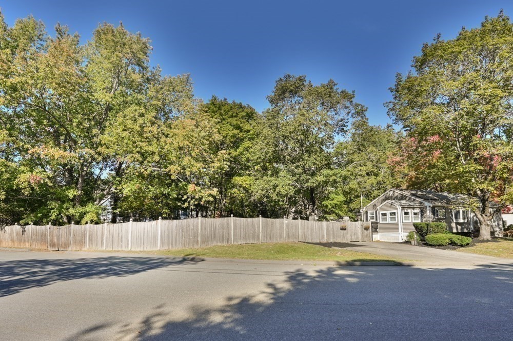 5 Barbara Ave Property Photo 41