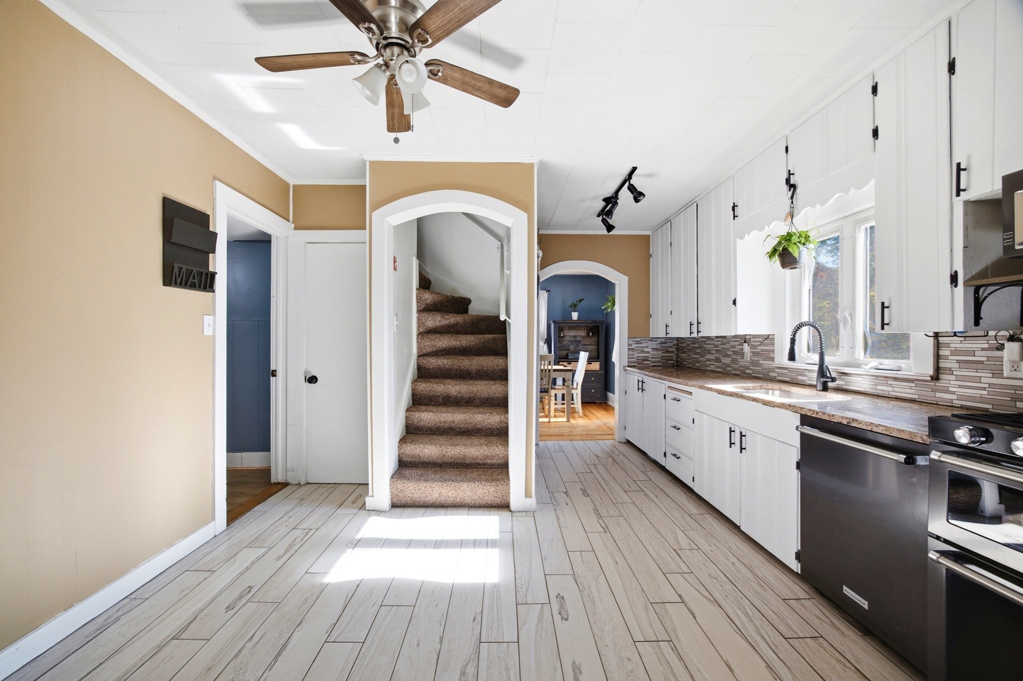 56 Lavalle Ave Property Photo 14