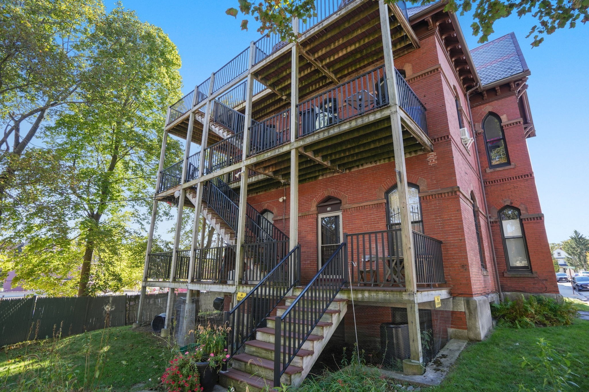 8 Claremont St # 3a Property Photo 16