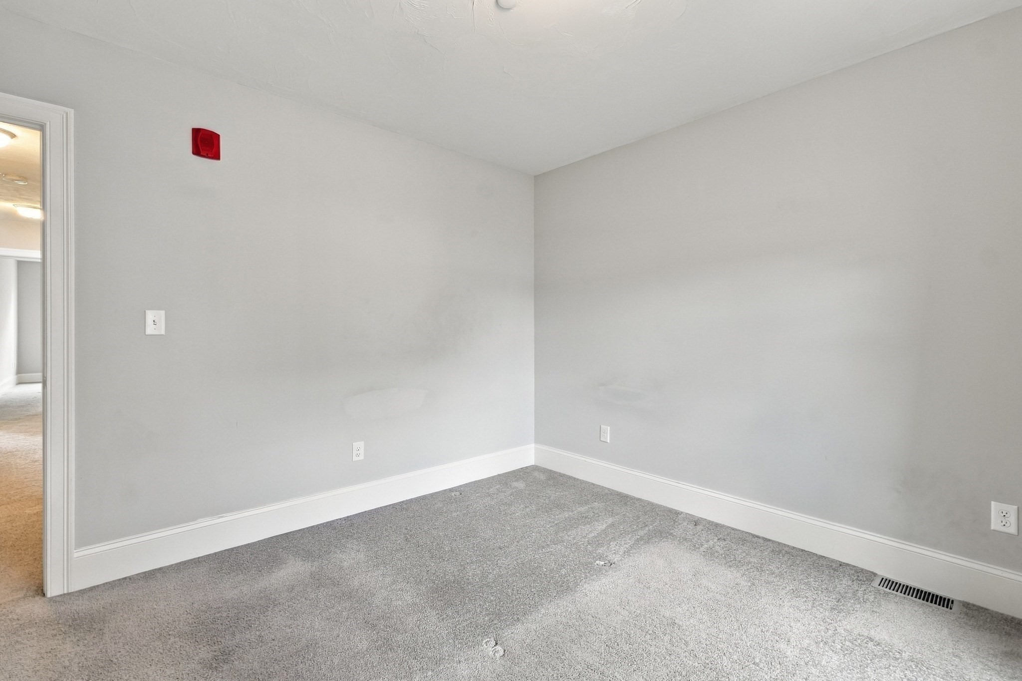 80 Lebaron Boulevard # 10 Property Photo 26