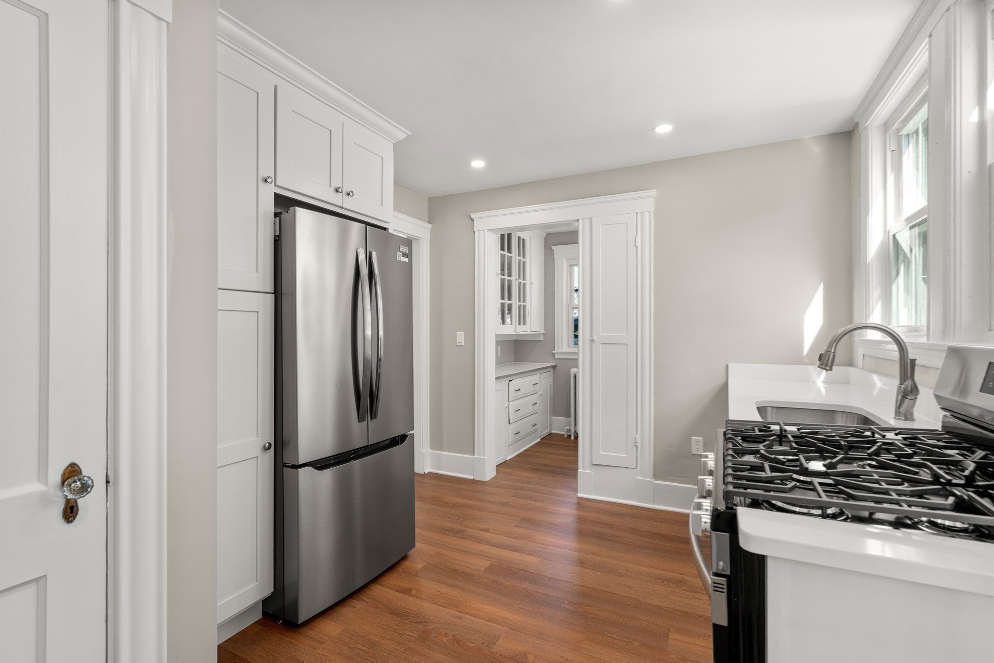 519 Highland Ave Property Photo 3