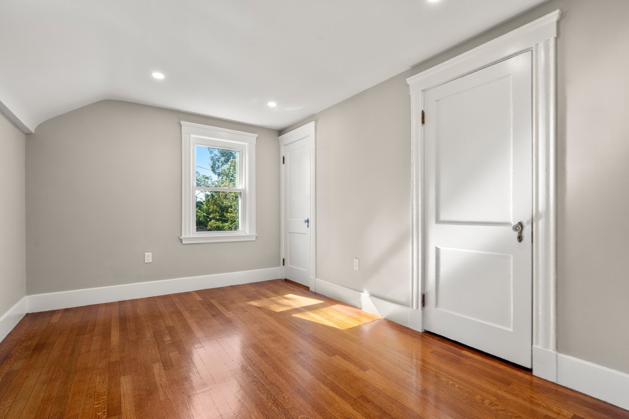 519 Highland Ave Property Photo 17