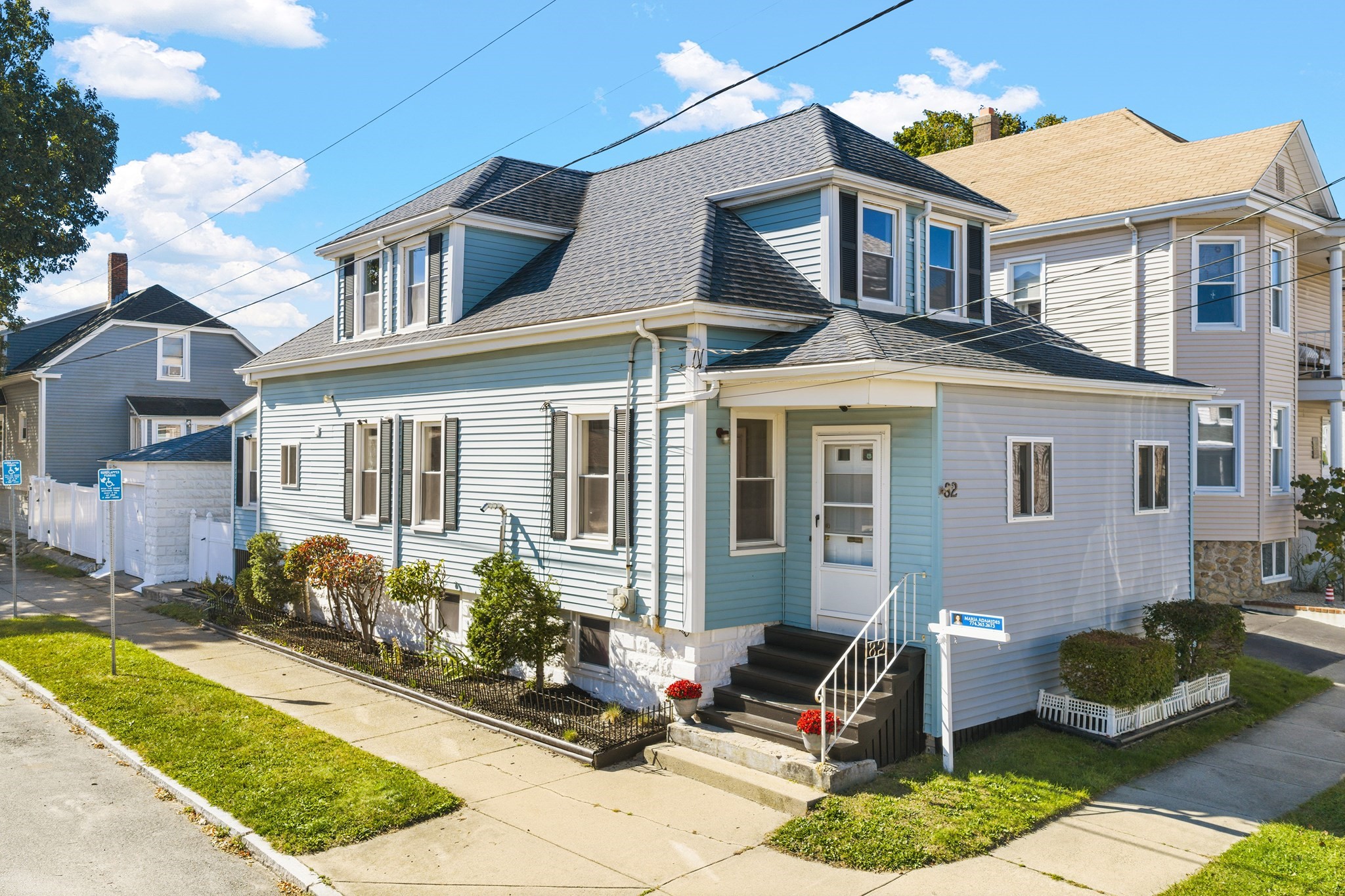 82 Princeton St Property Photo 1