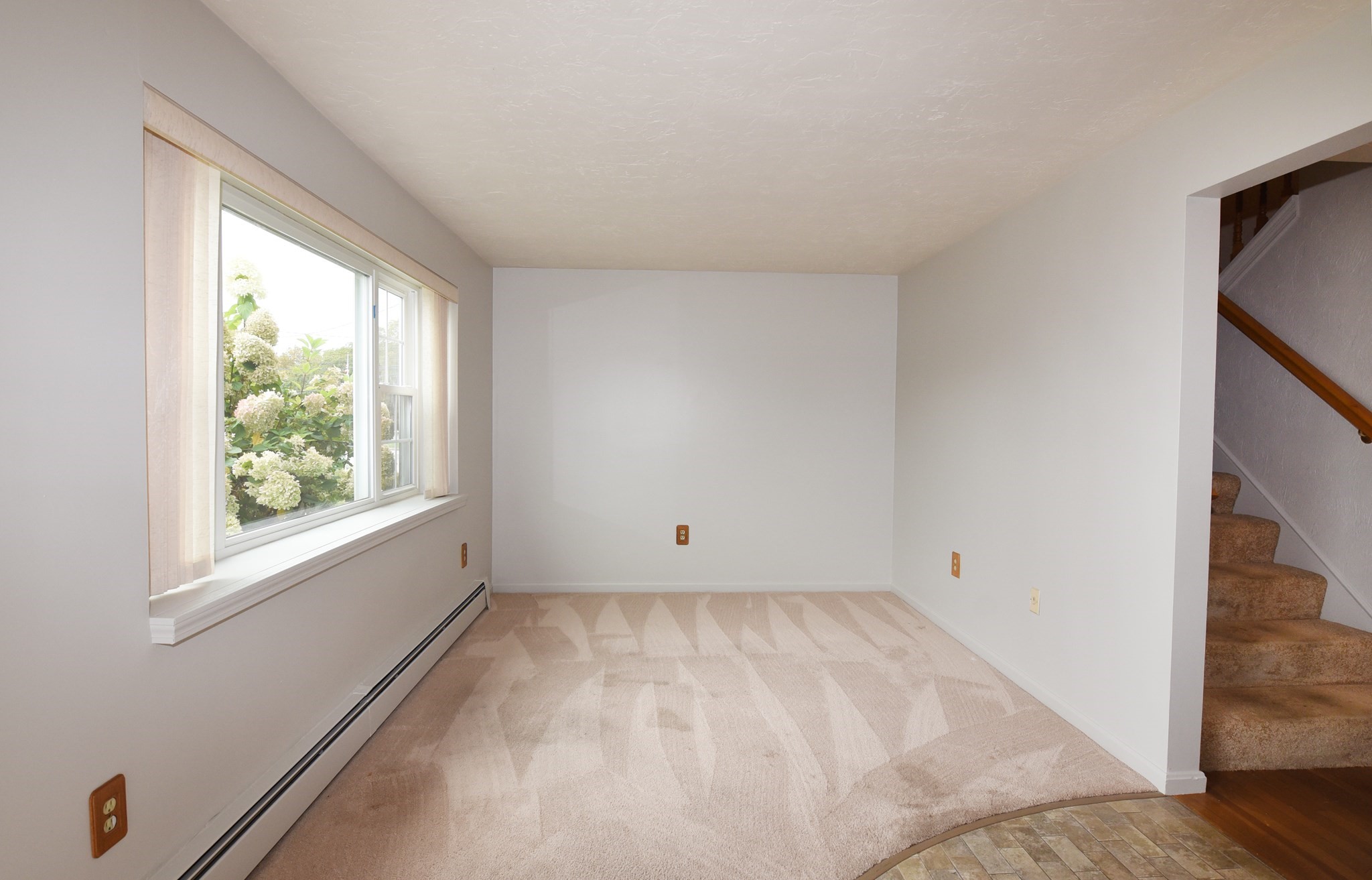 10 Lydon Ln # 1 Property Photo 5