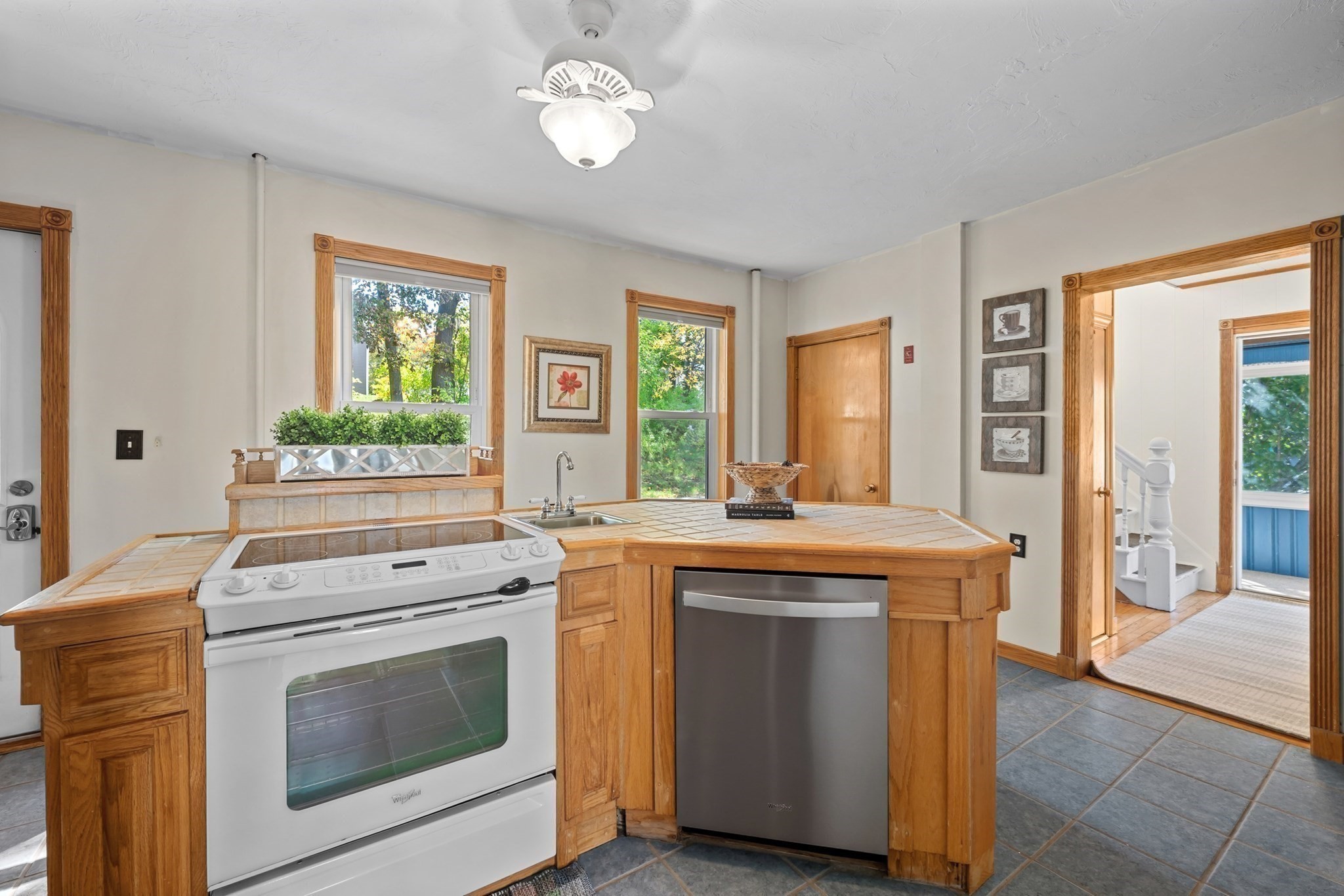 26 New Harbor Road Property Photo 8
