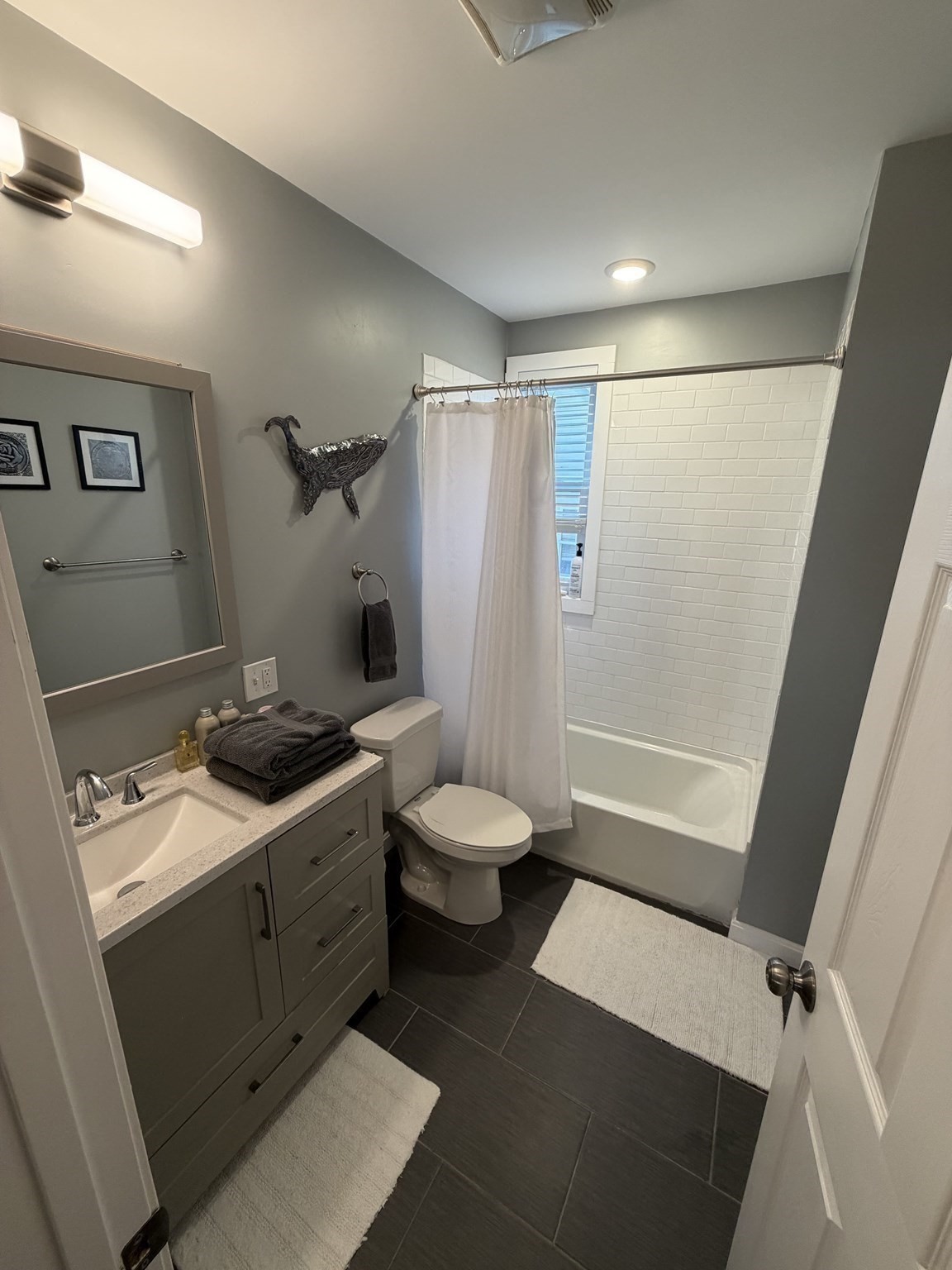 9 Almont St # 2 Property Photo 8