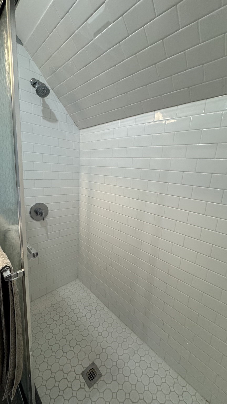 9 Almont St # 2 Property Photo 17