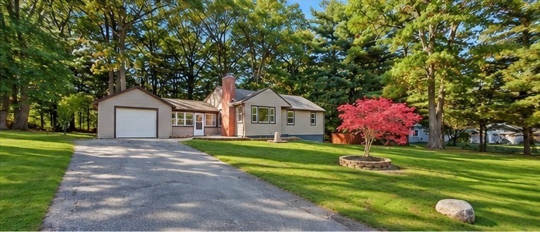 17 Meadowview Rd Property Photo 6
