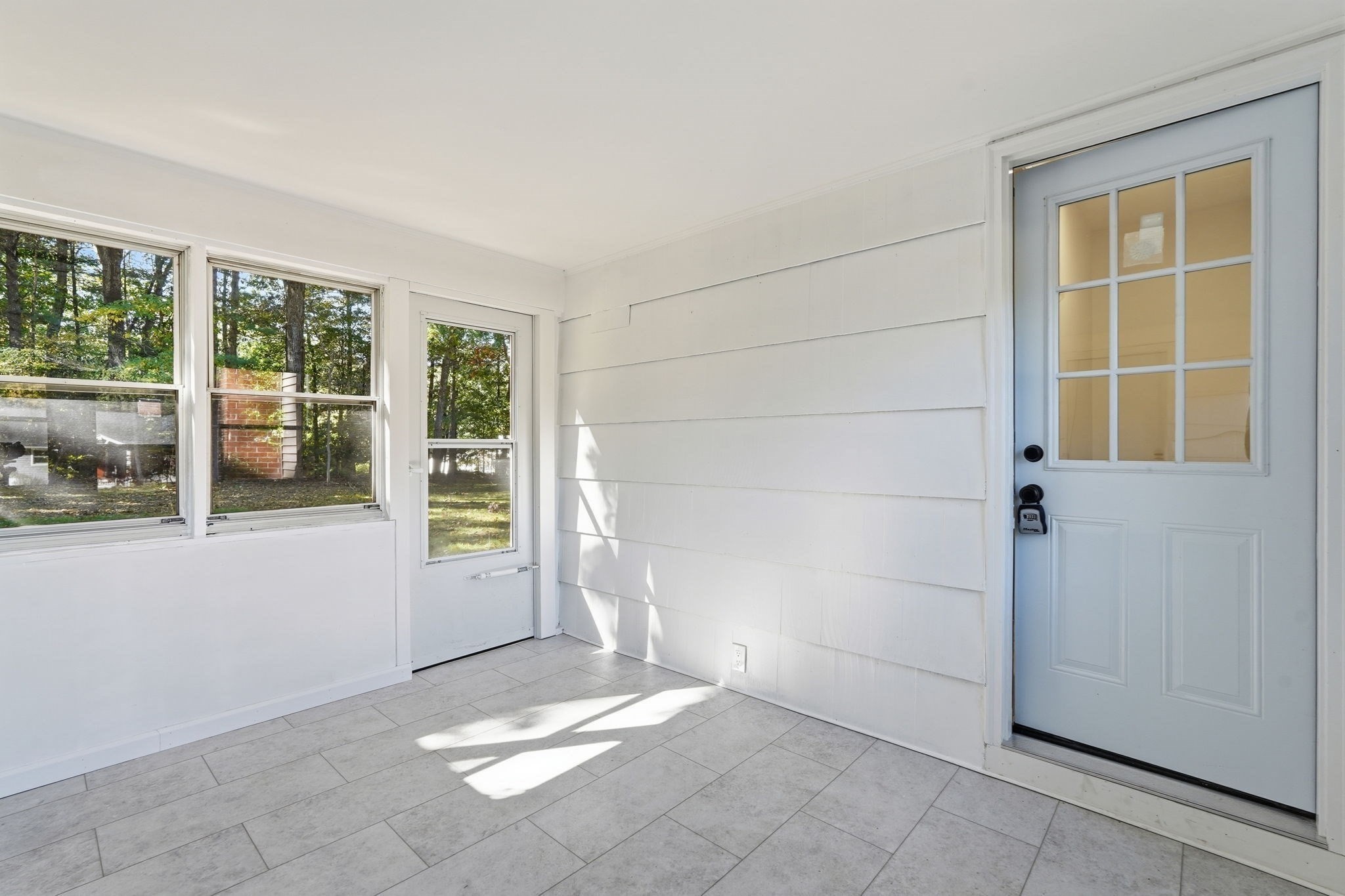 17 Meadowview Rd Property Photo 8
