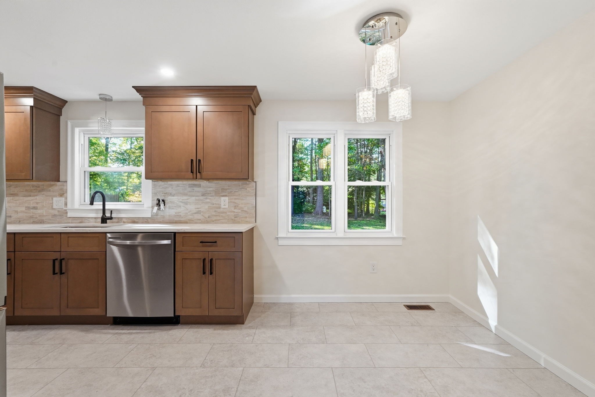 17 Meadowview Rd Property Photo 14