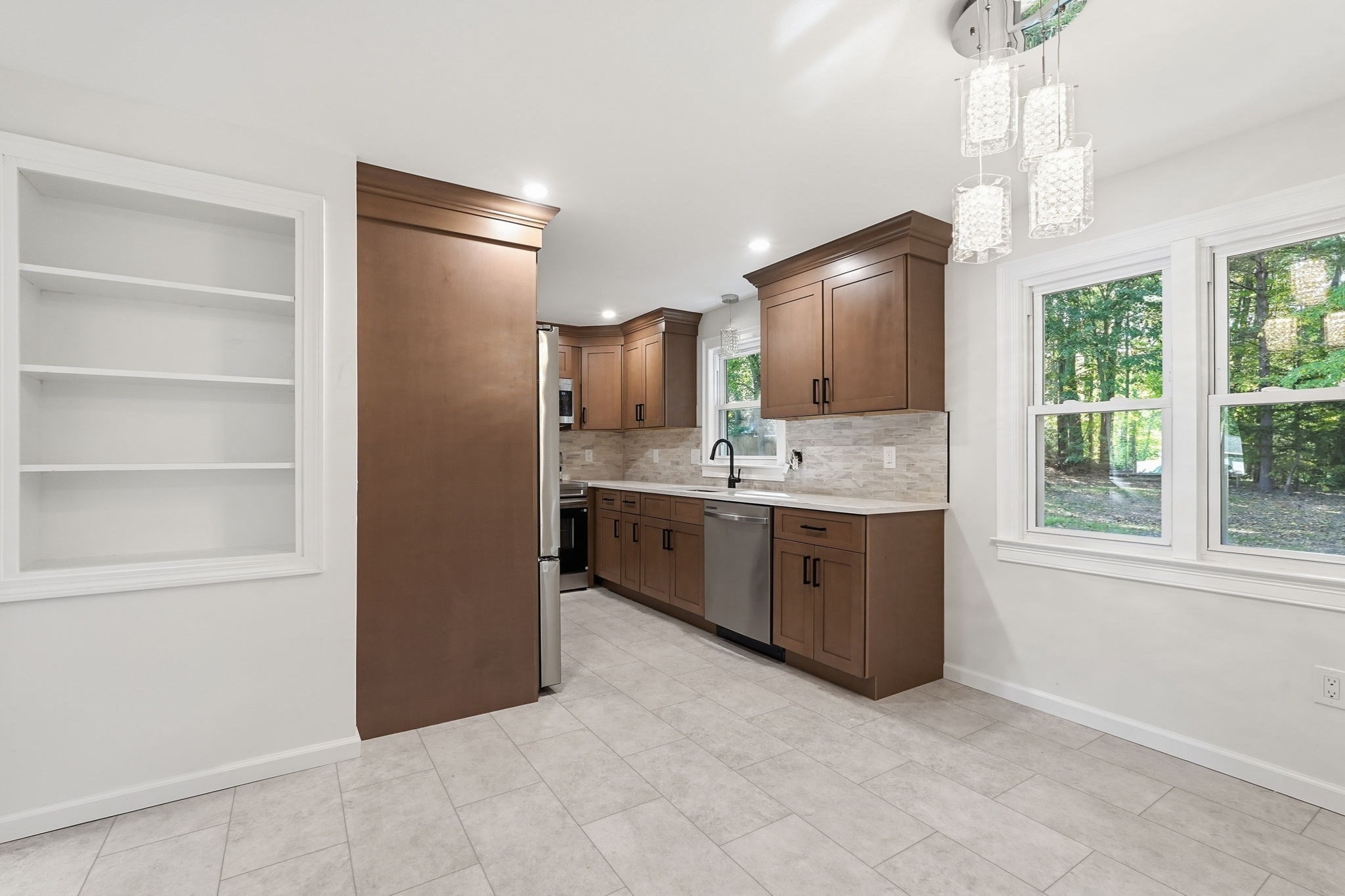 17 Meadowview Rd Property Photo 16