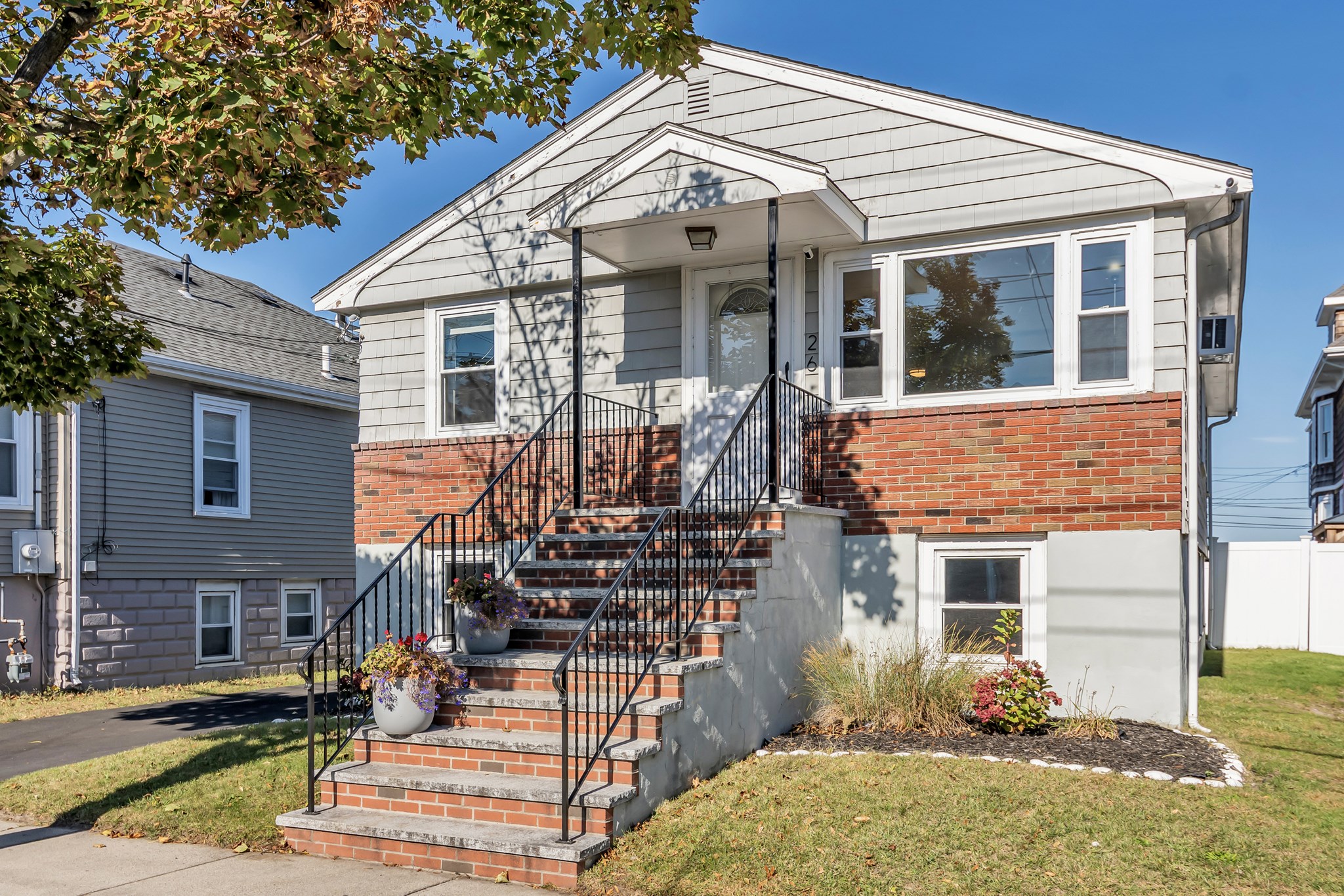 26 Whitin Ave Property Photo 3